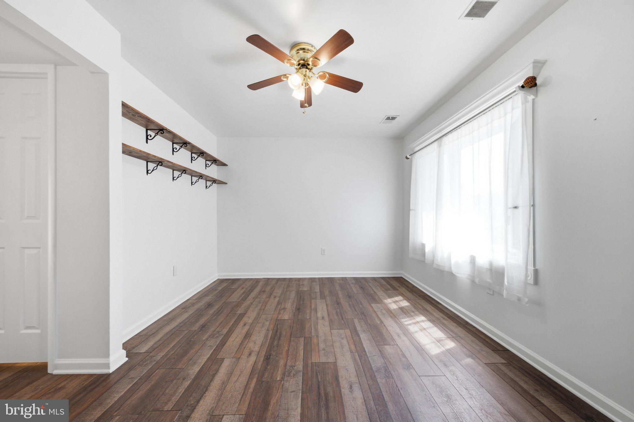 STONEGATE FARMS - Residential