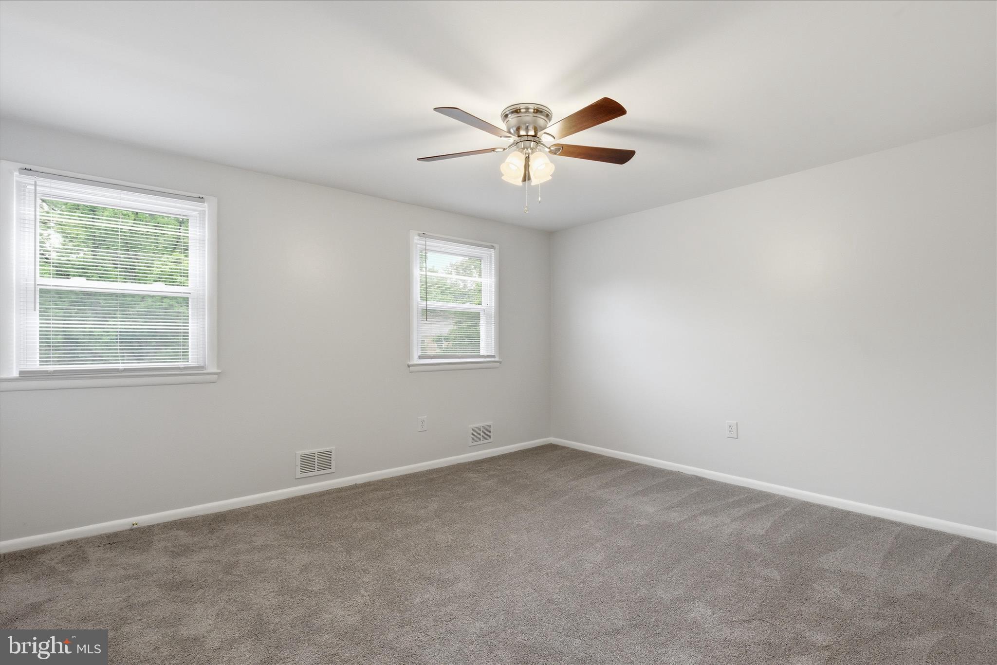 BEECHWOOD SQUARE - Residential