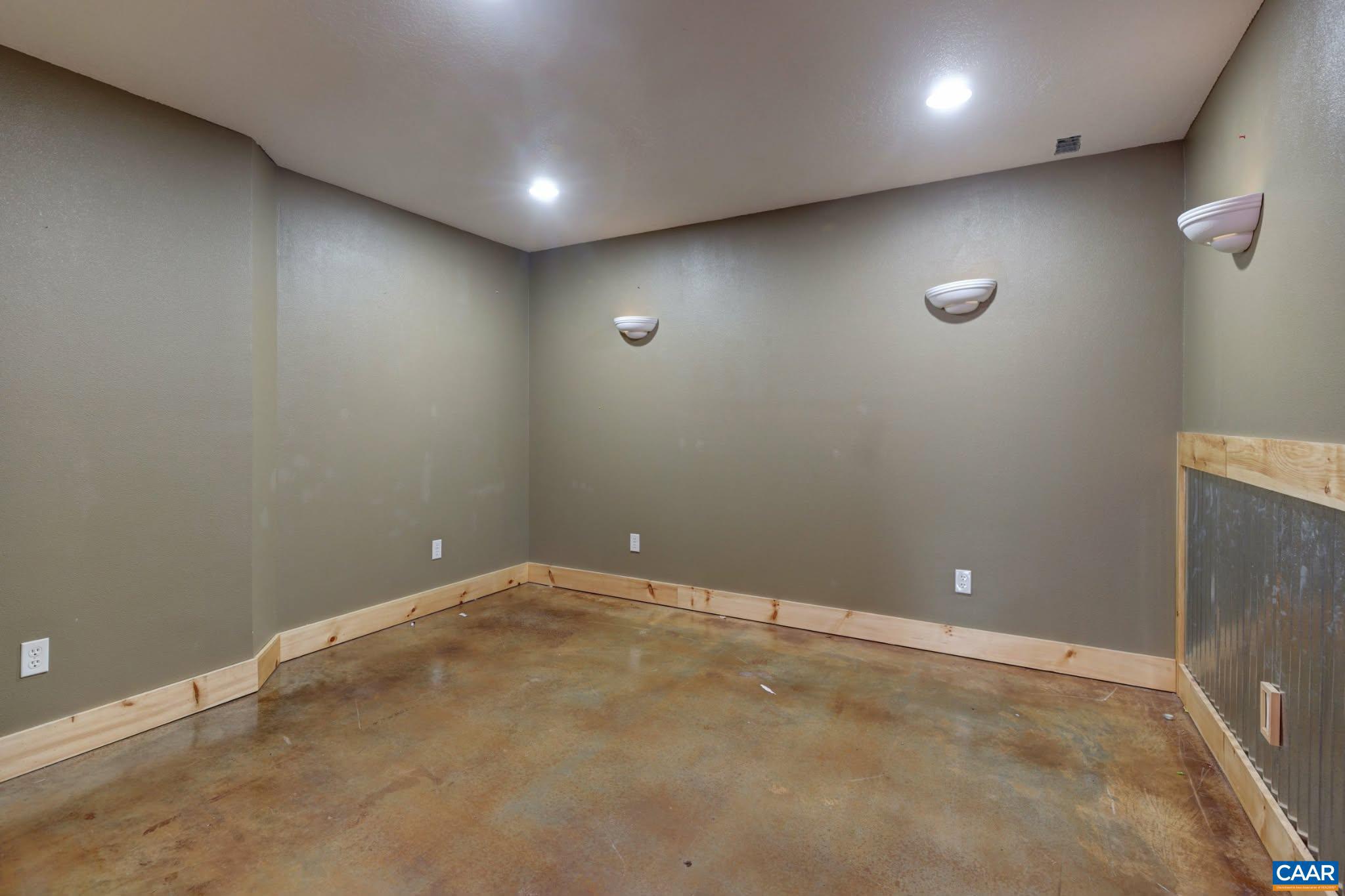 STERLING HEIGHTS - Residential
