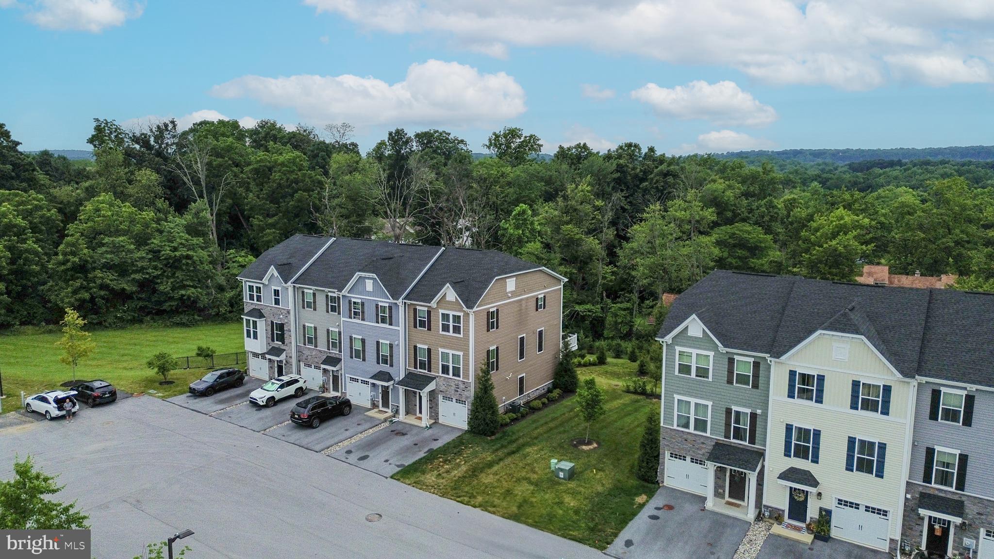 MAPLEVIEW - Residential