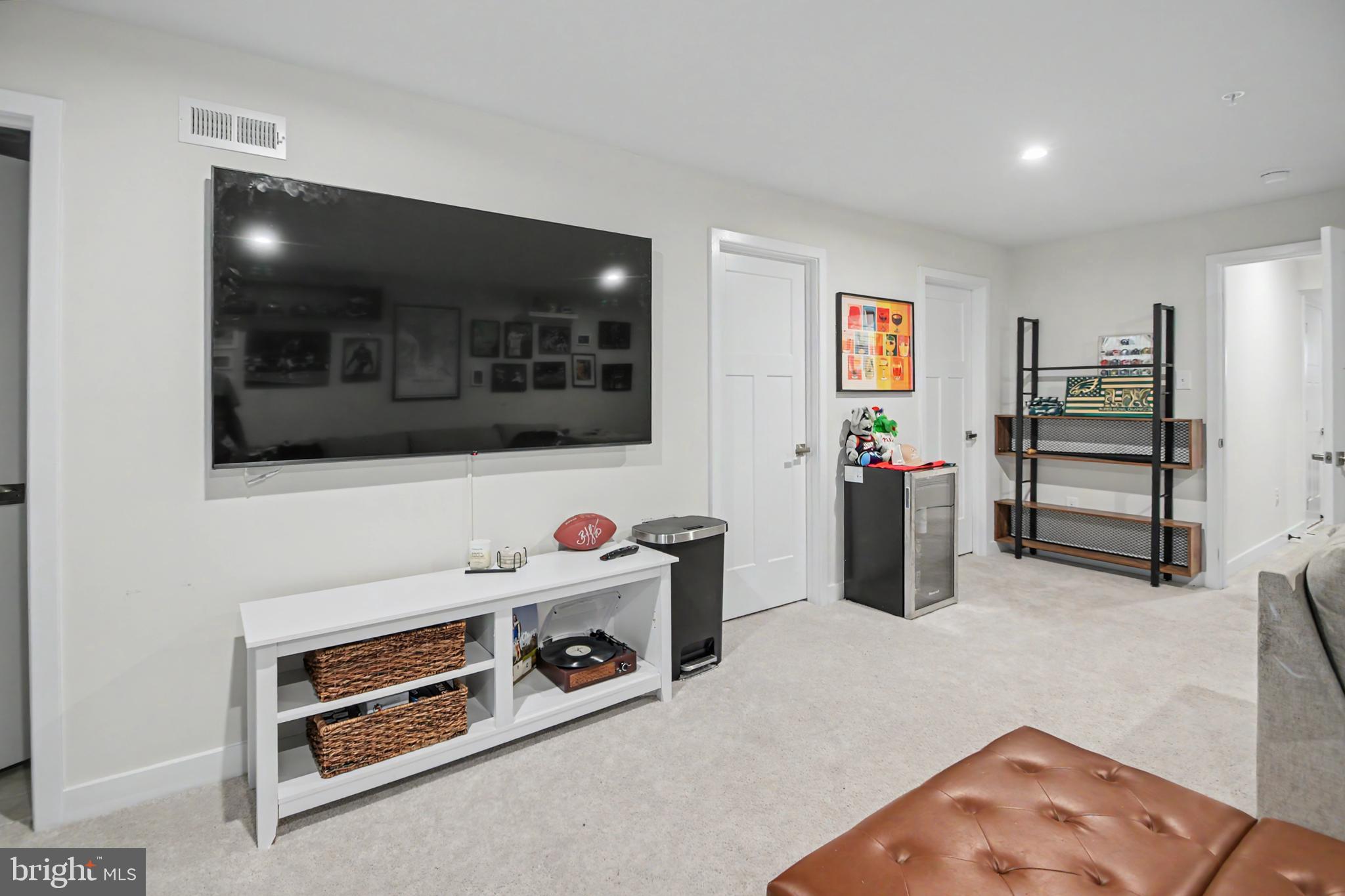 MAPLEVIEW - Residential