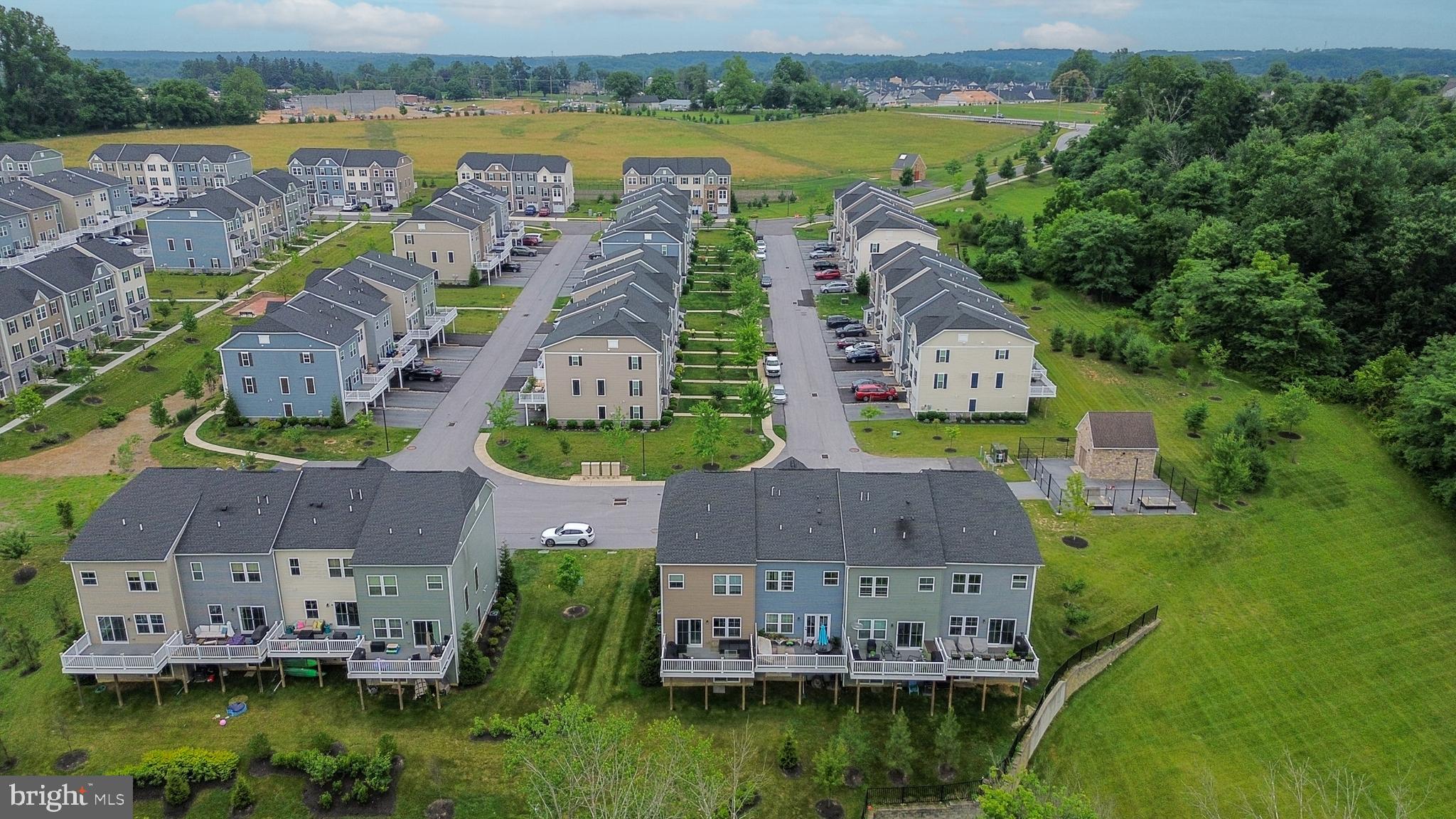 MAPLEVIEW - Residential