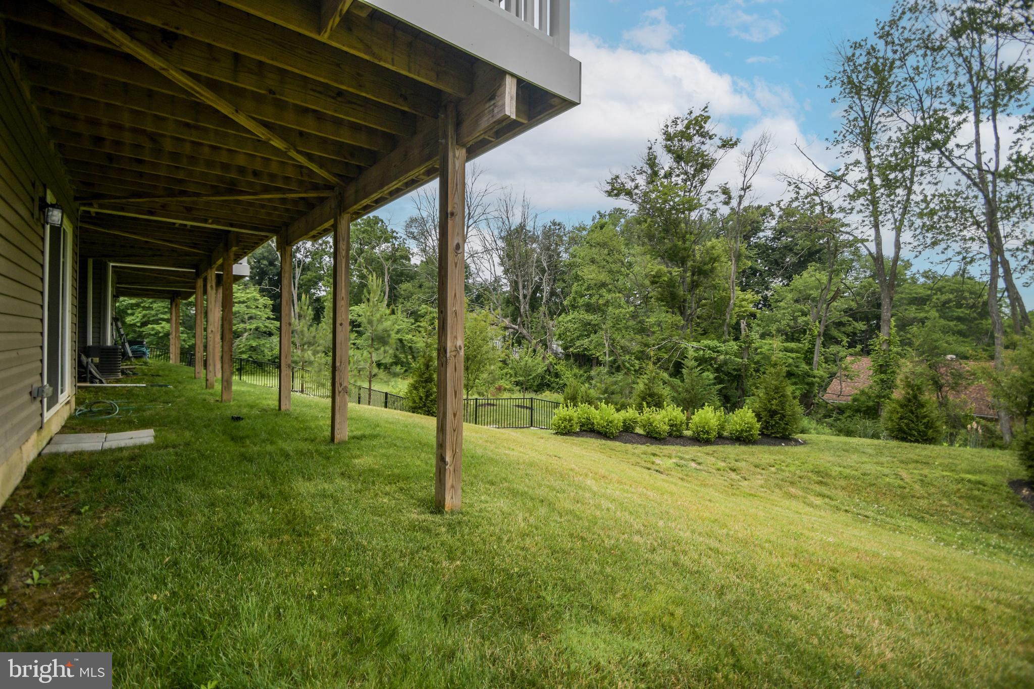 MAPLEVIEW - Residential