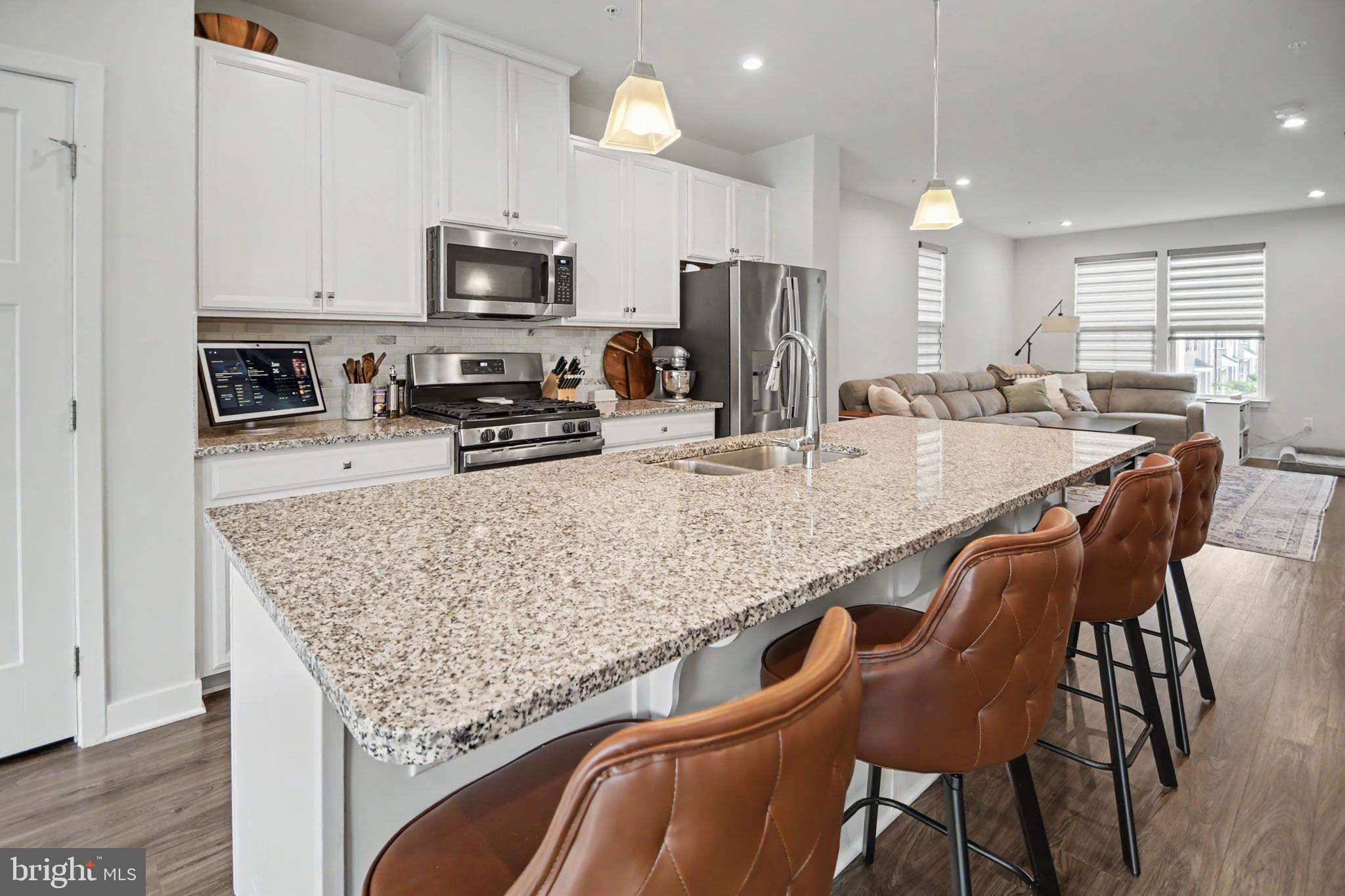 MAPLEVIEW - Residential