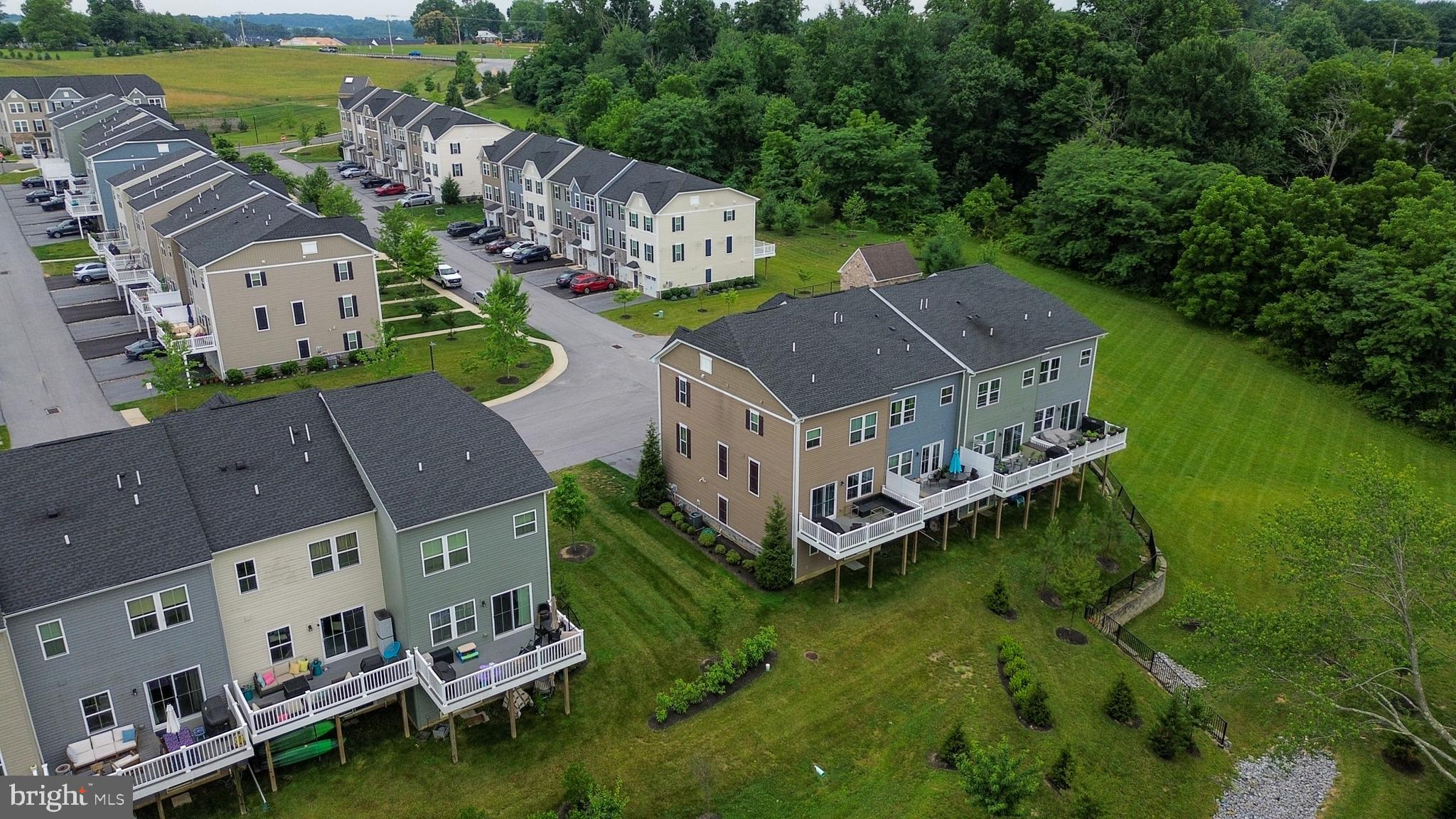 MAPLEVIEW - Residential