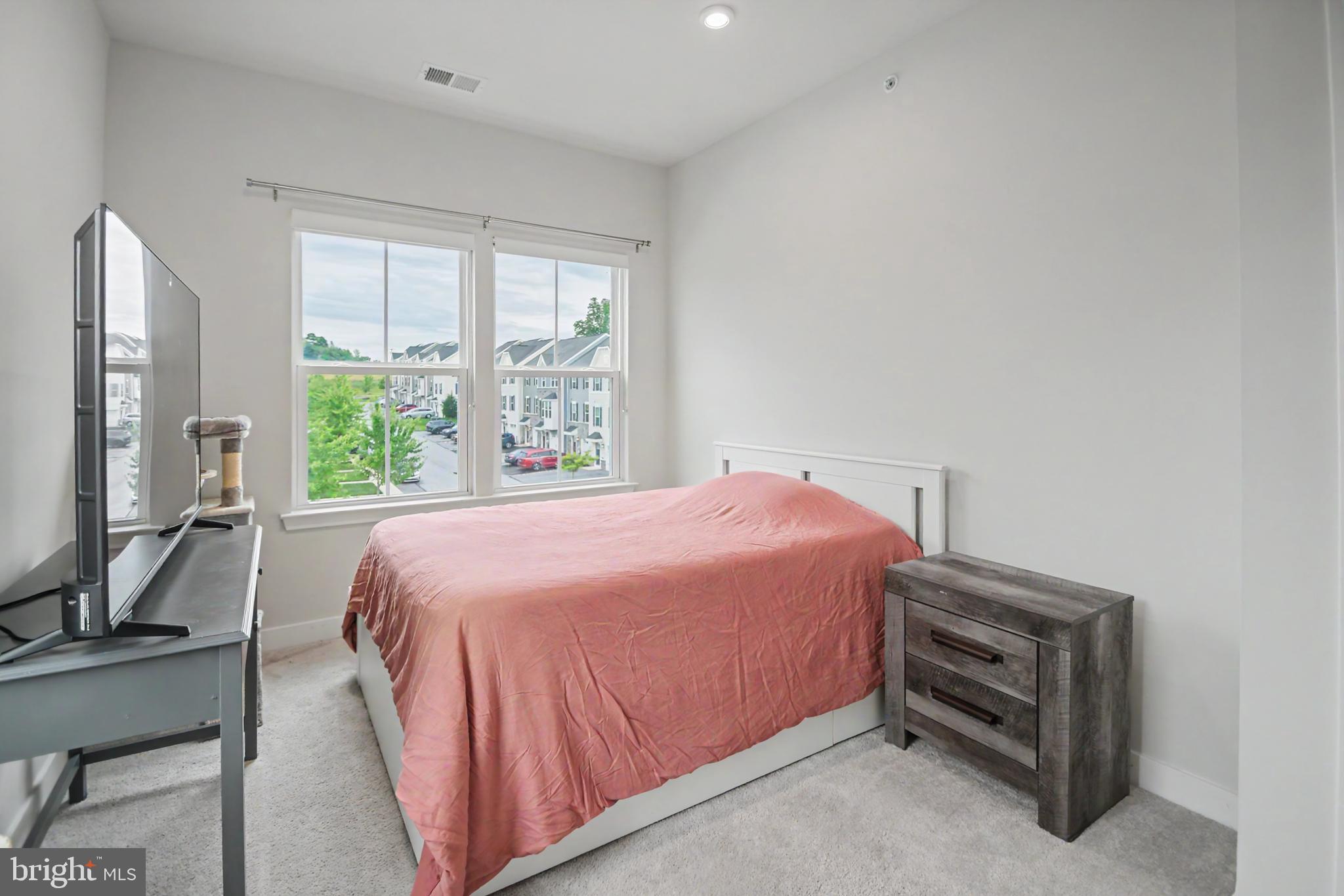MAPLEVIEW - Residential
