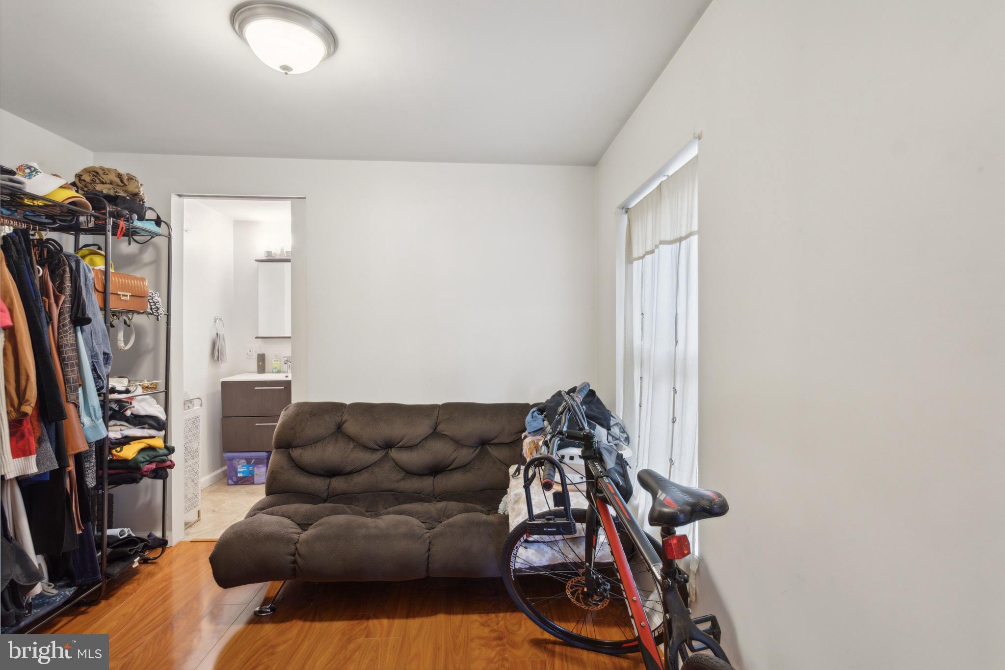 PHILADELPHIA (NORTHWEST) - Residential