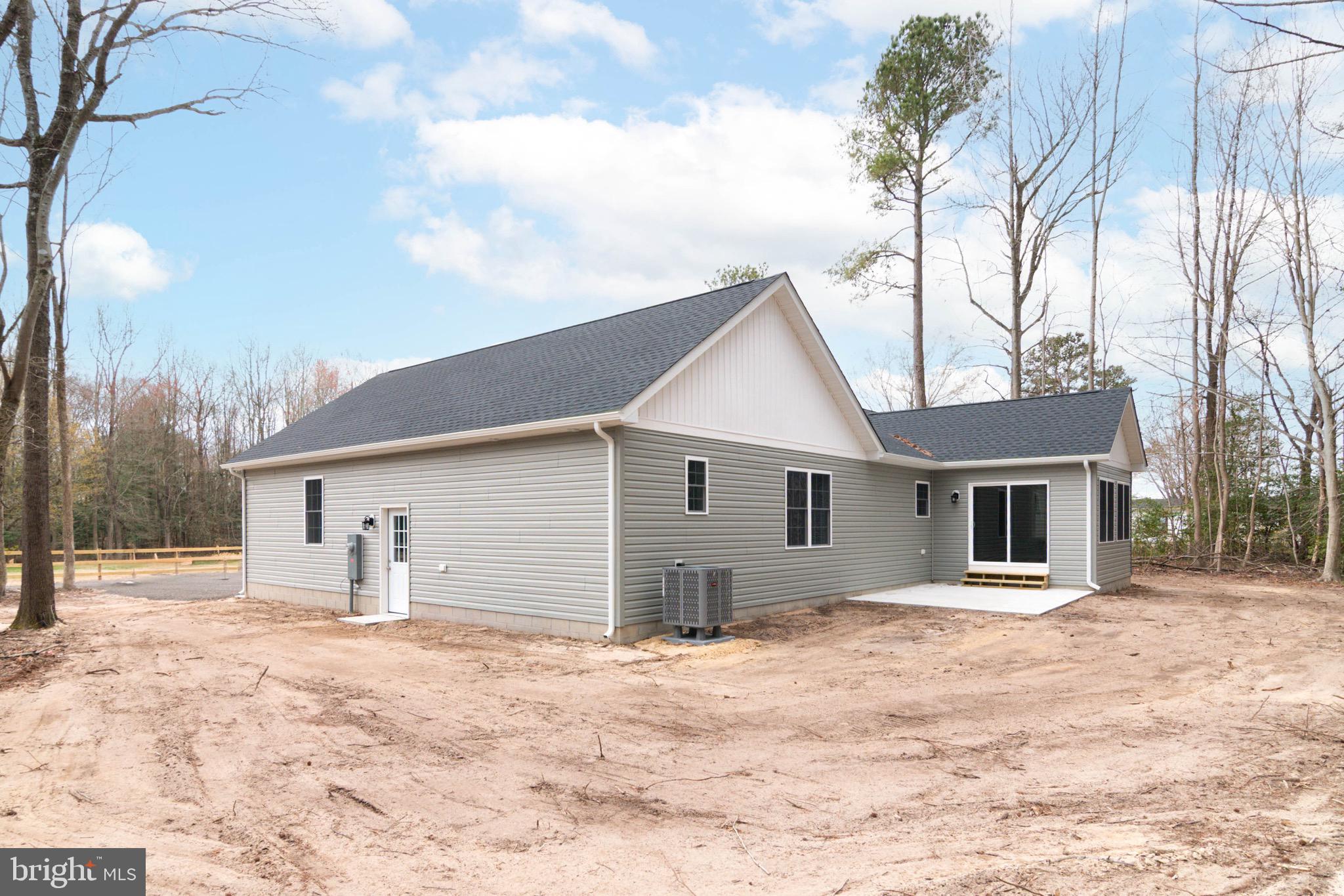 CEDAR CREEK - Residential