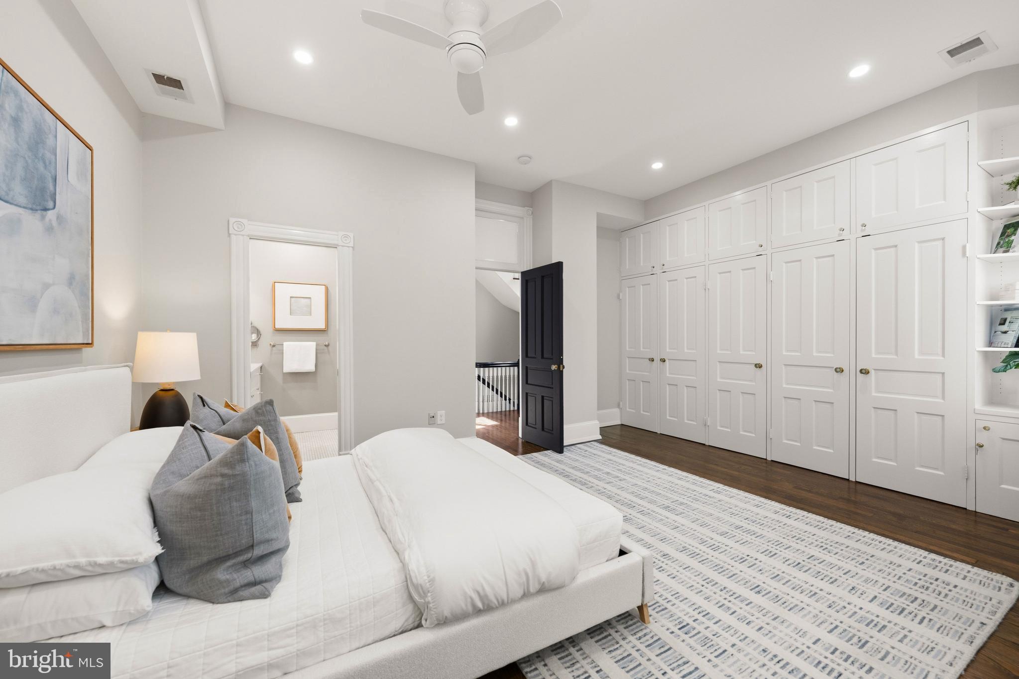 GEORGETOWN - Residential