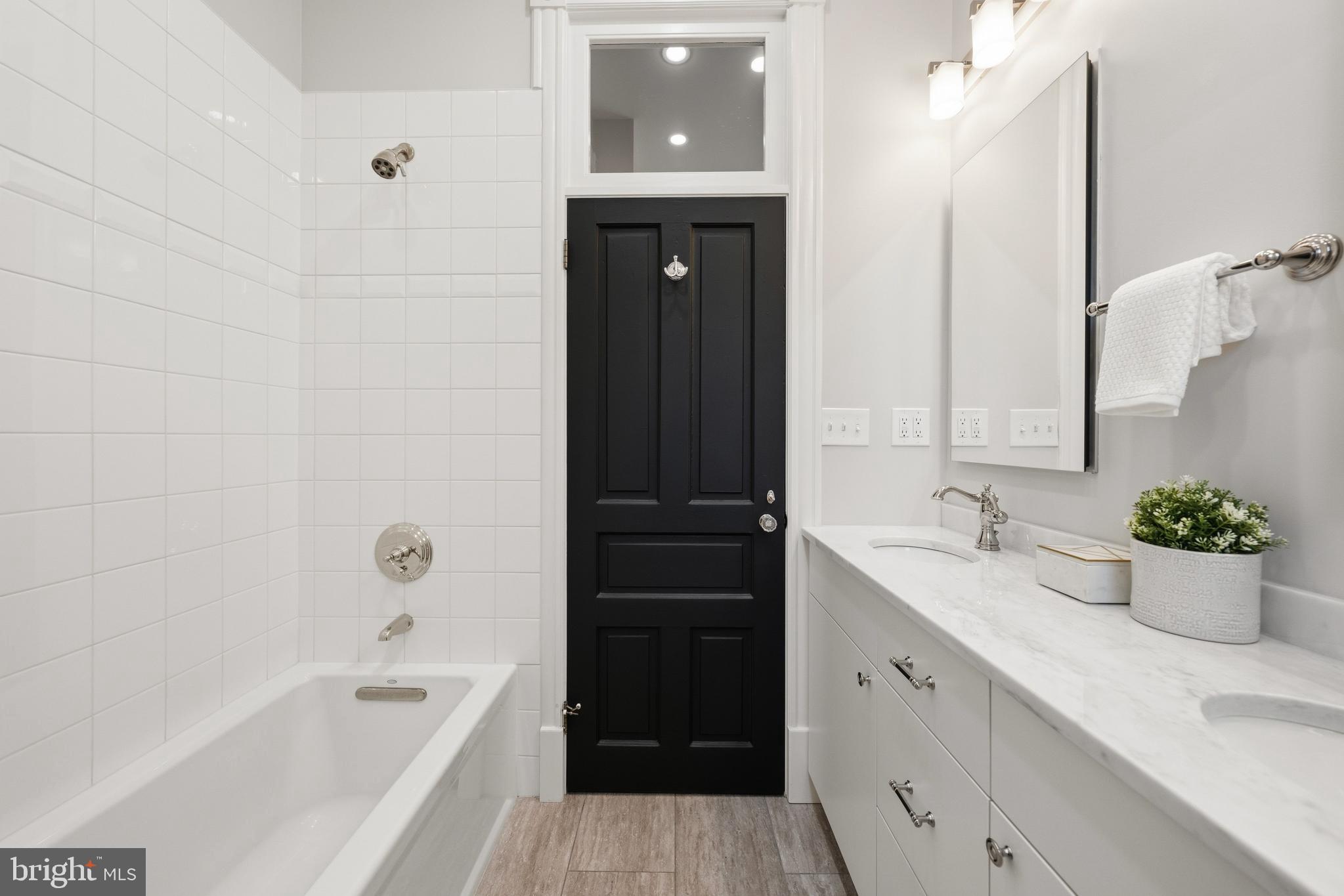 GEORGETOWN - Residential