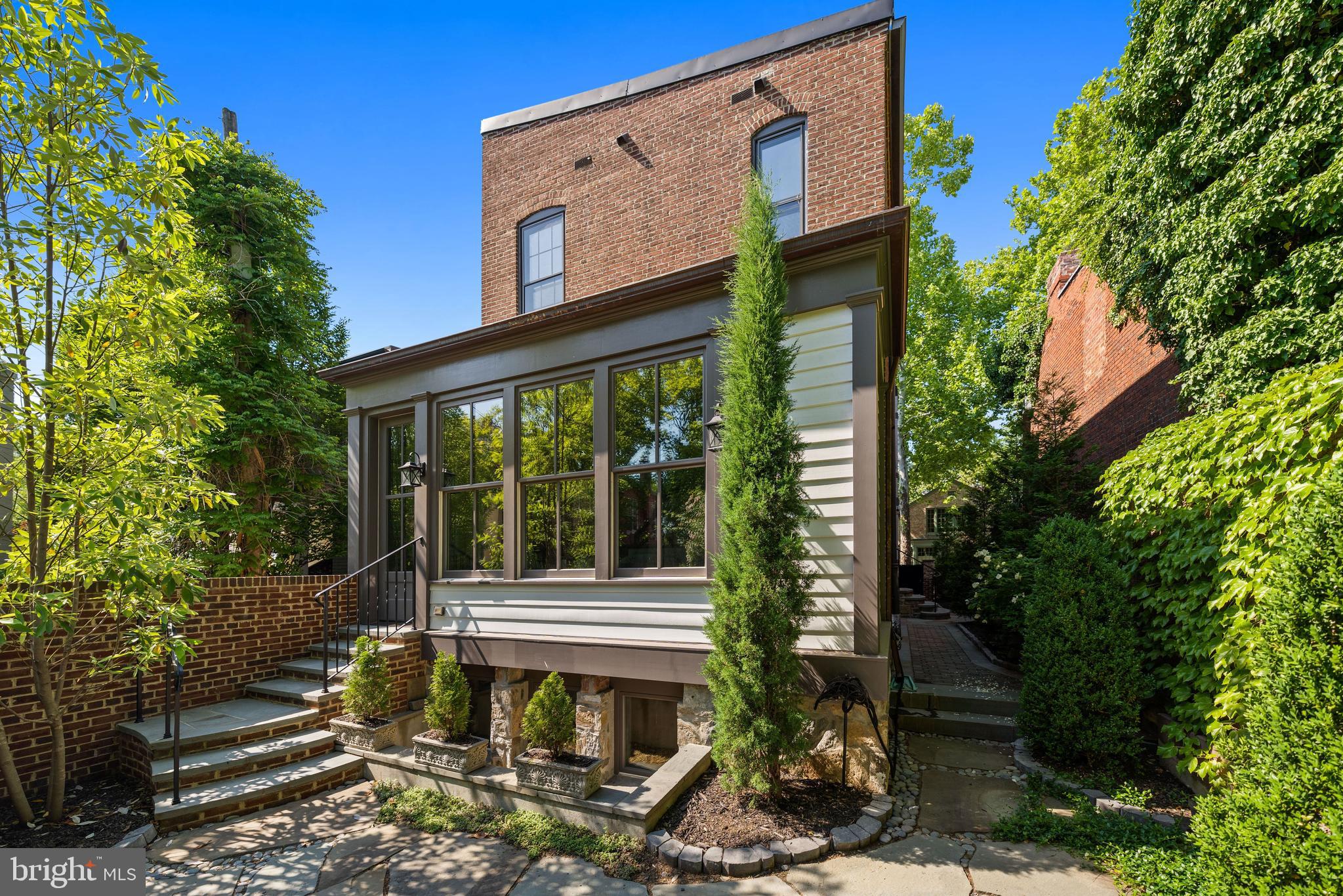 GEORGETOWN - Residential
