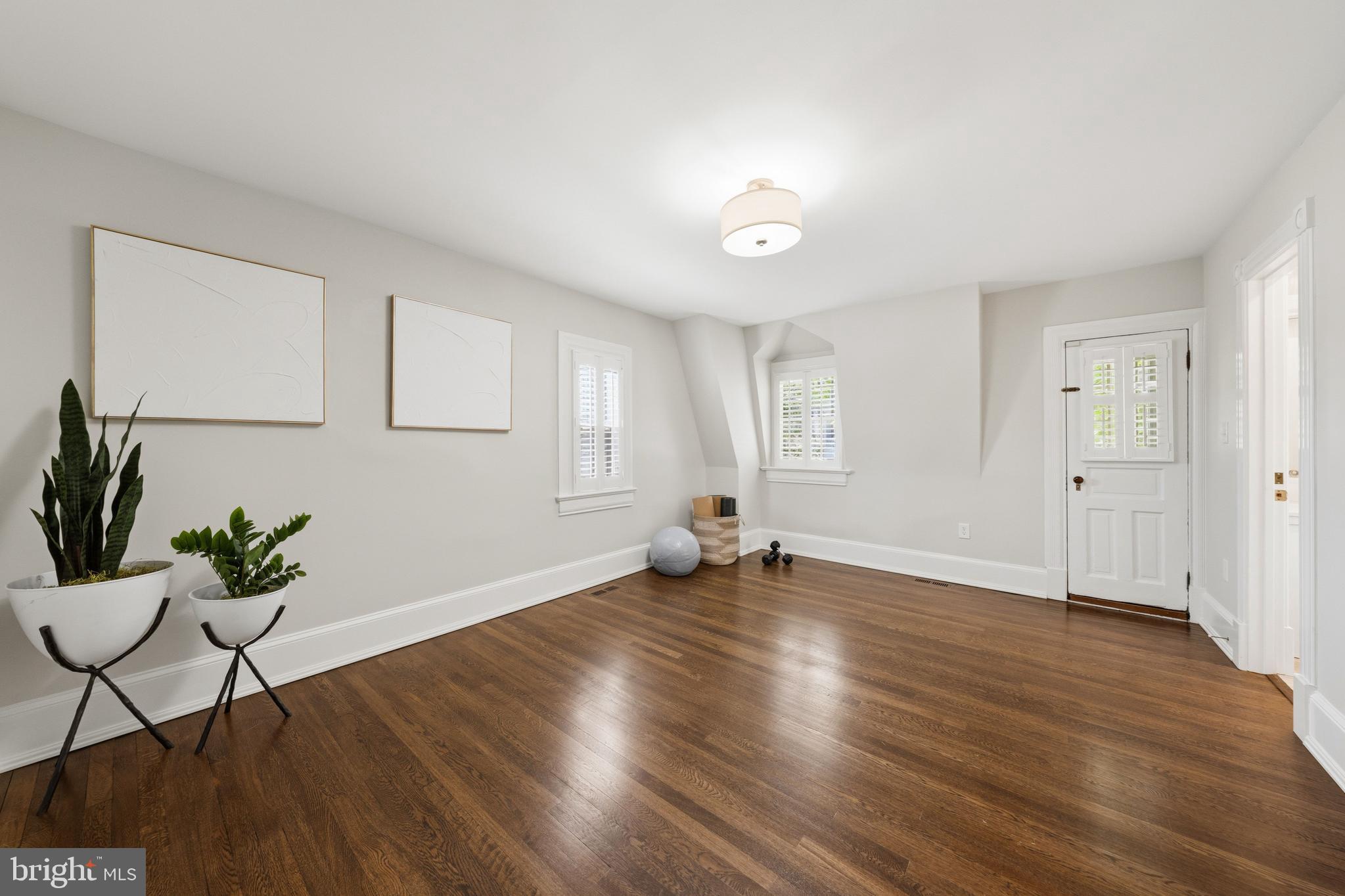 GEORGETOWN - Residential