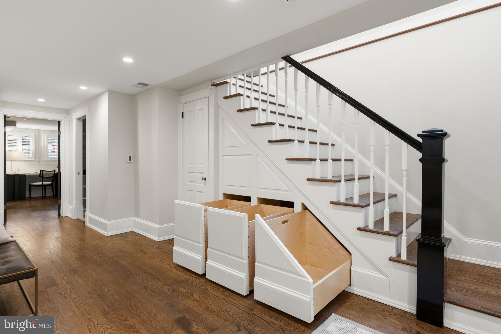 GEORGETOWN - Residential