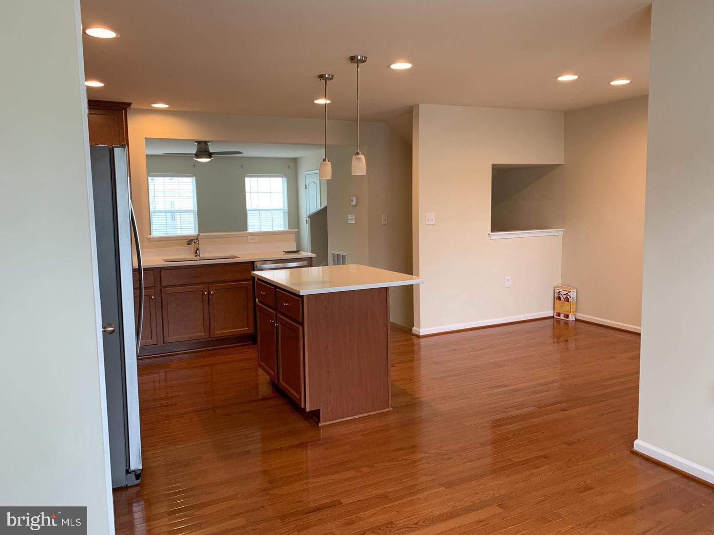 STONEBROOK VILLAGE - Residential