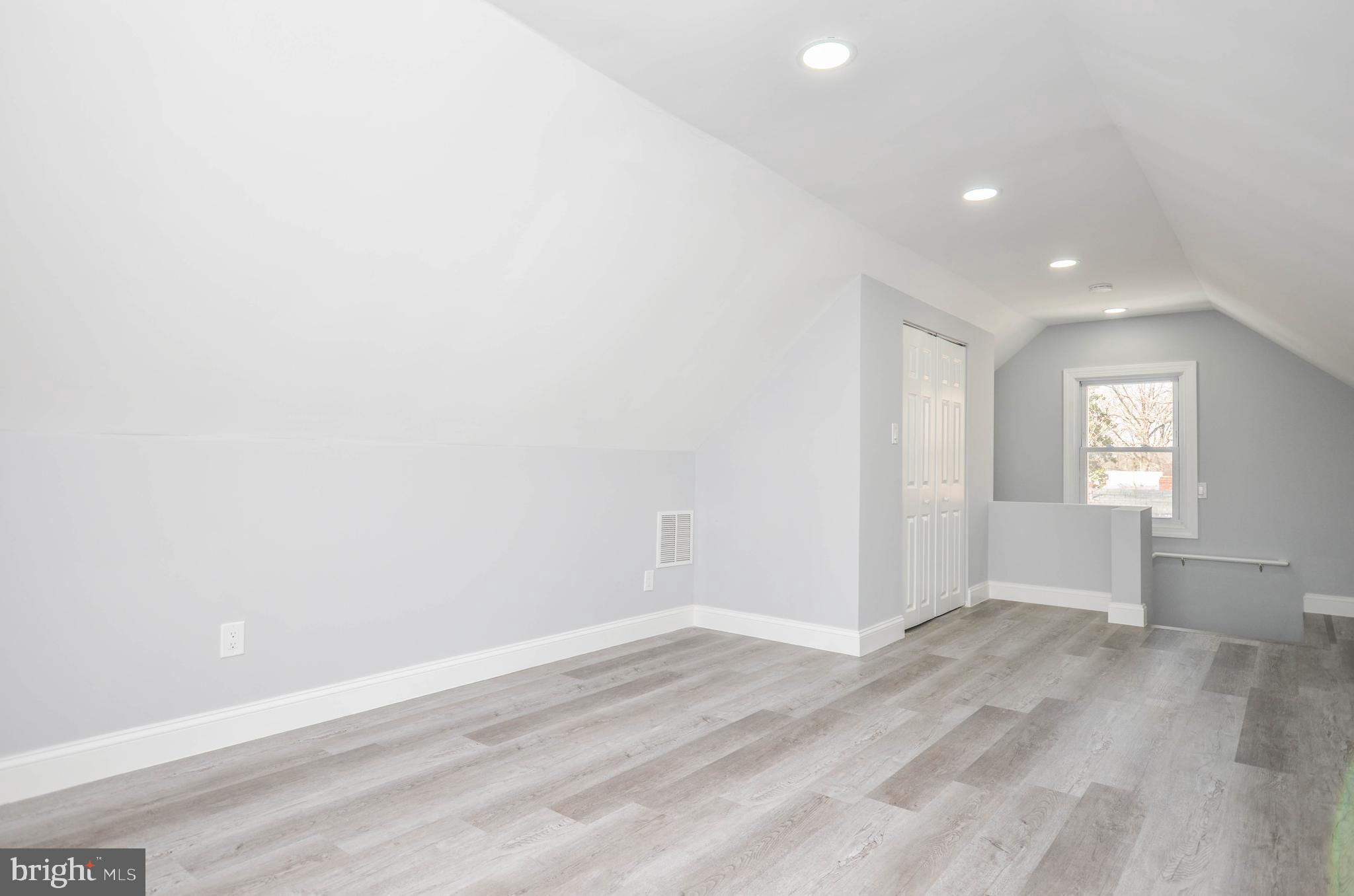 UNIVERSITY PARK - Residential