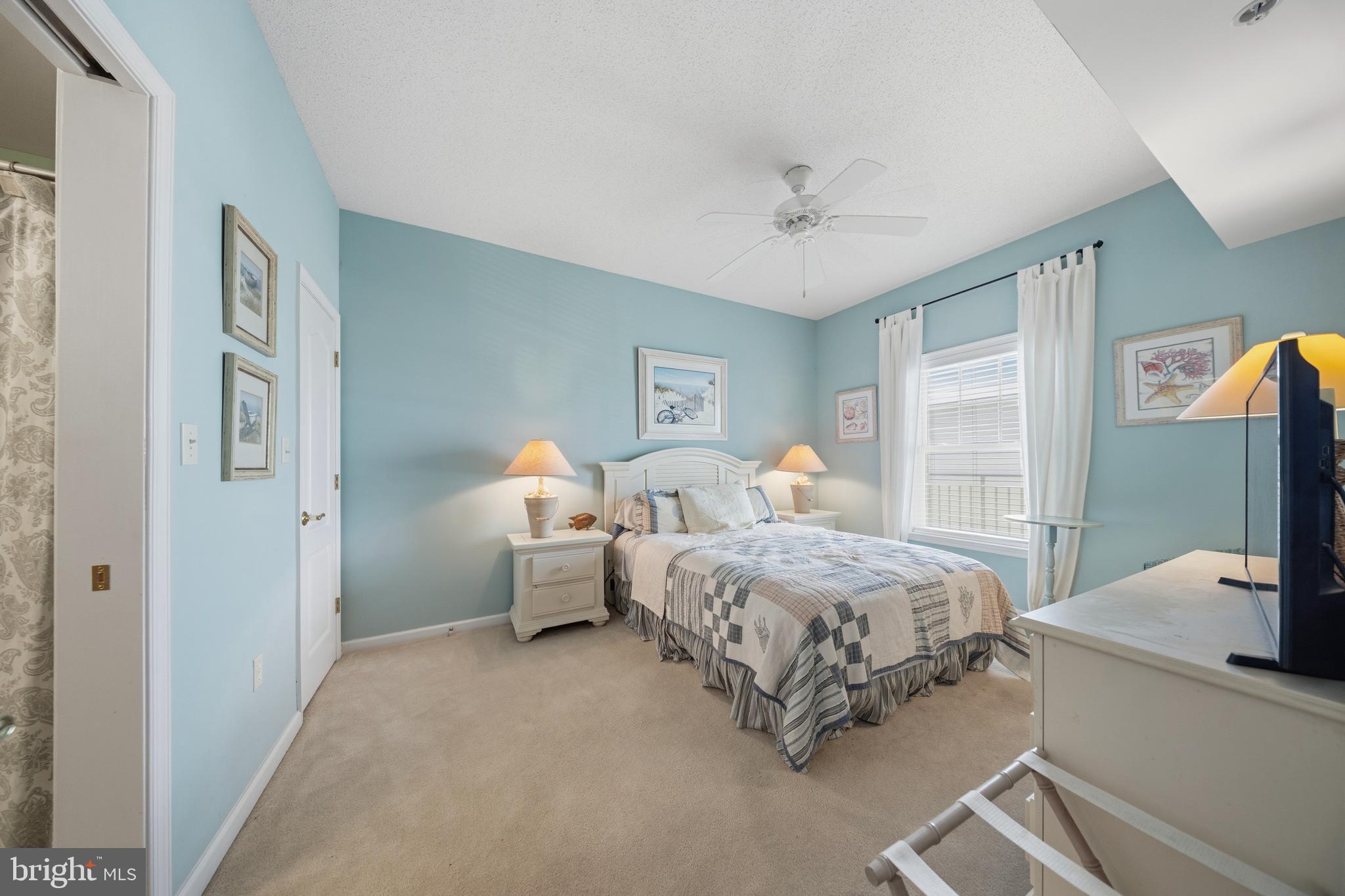 HARBOUR LIGHT CONDOS - Residential