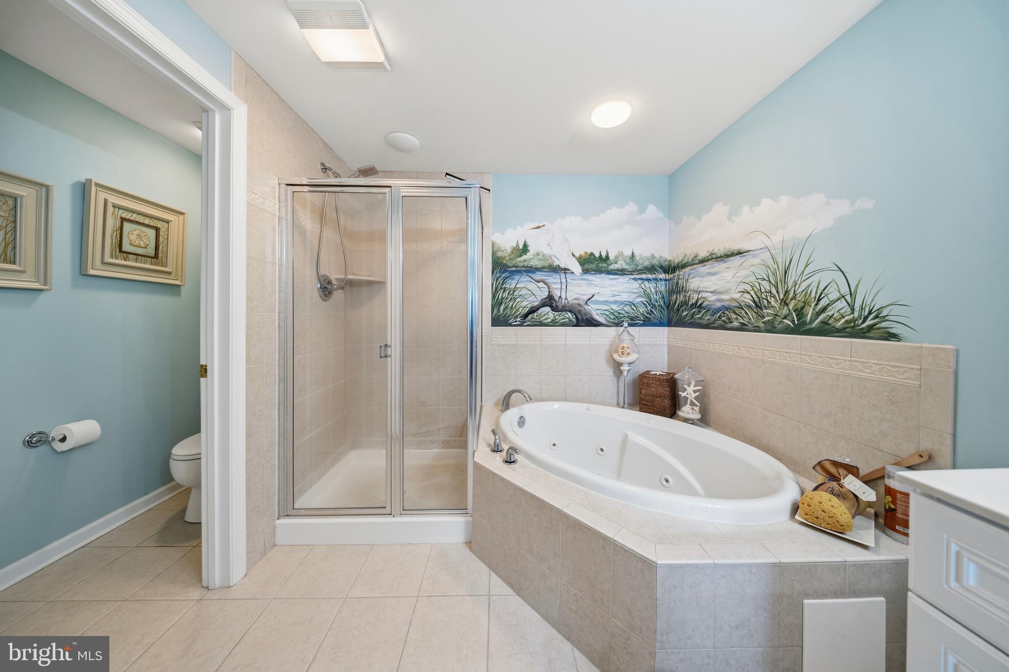 HARBOUR LIGHT CONDOS - Residential