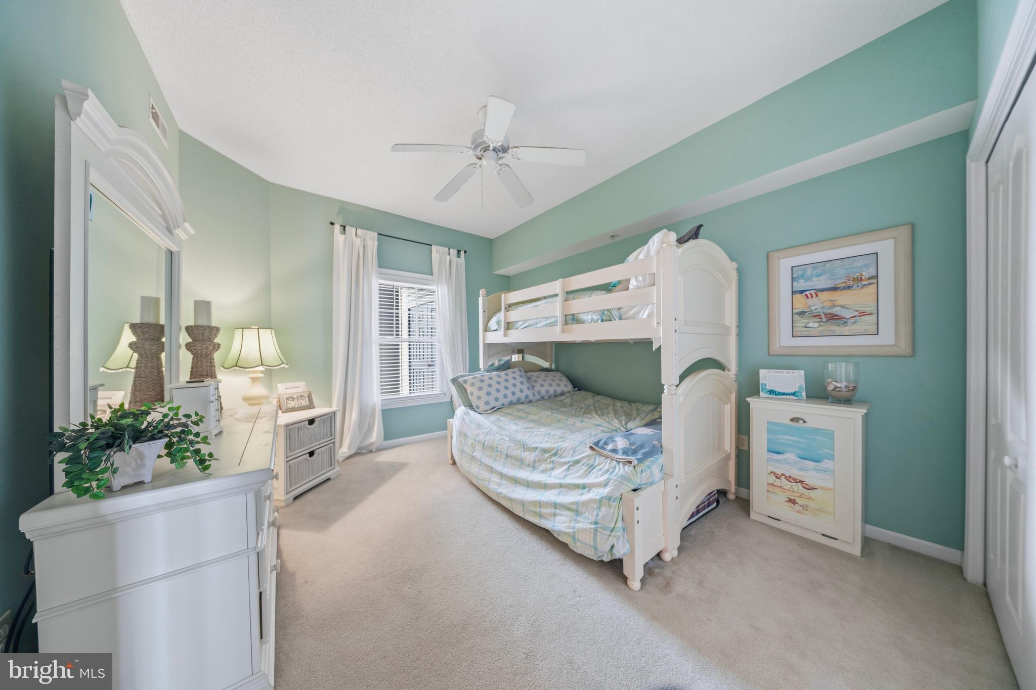 HARBOUR LIGHT CONDOS - Residential