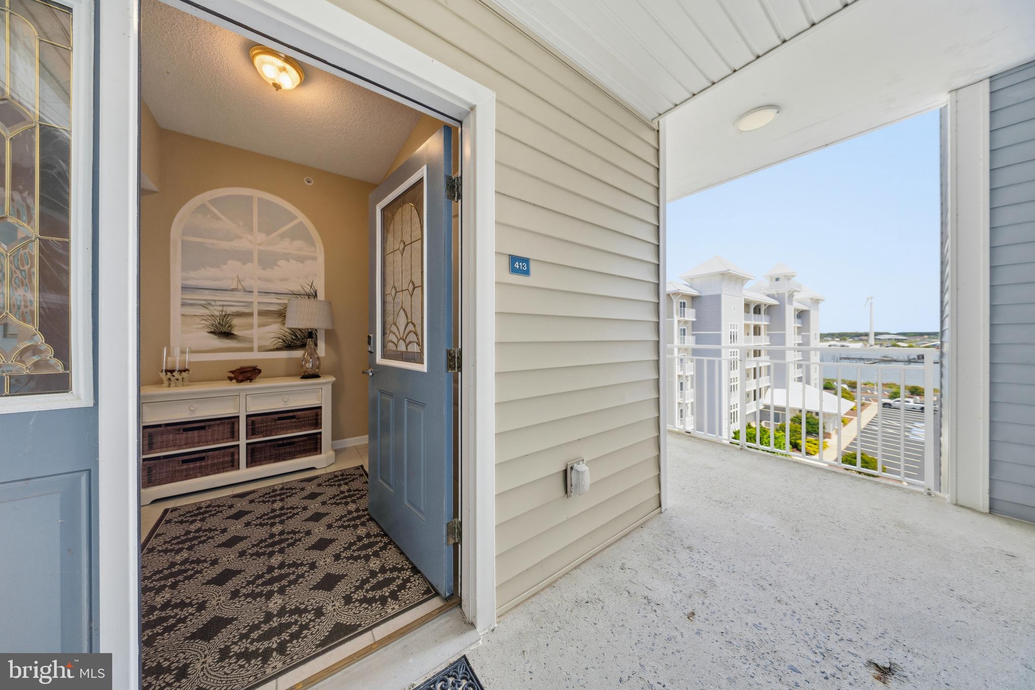HARBOUR LIGHT CONDOS - Residential