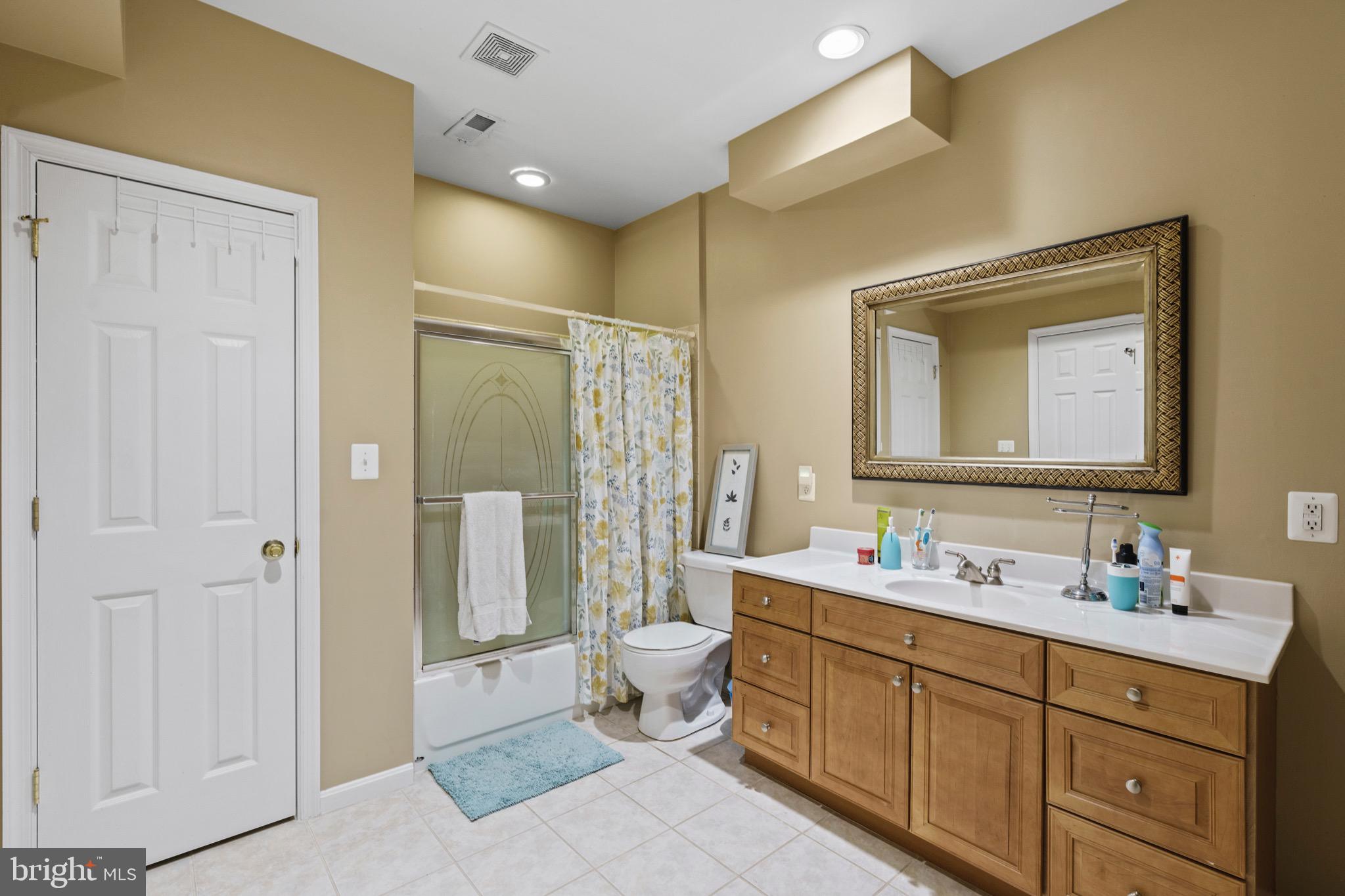 BELMONT COUNTRY CLUB - Residential