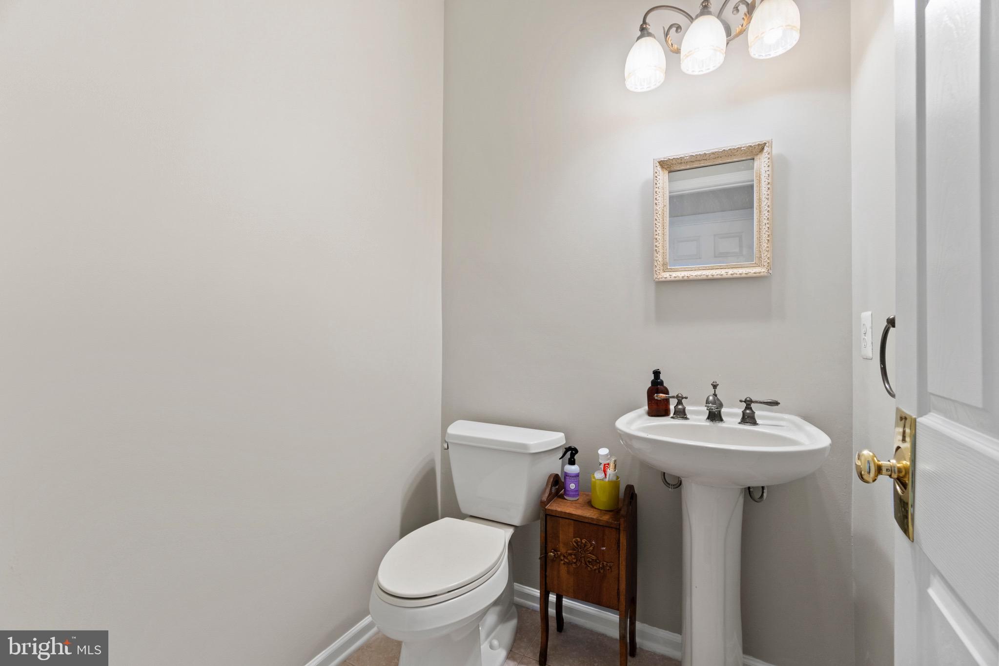 BELMONT COUNTRY CLUB - Residential