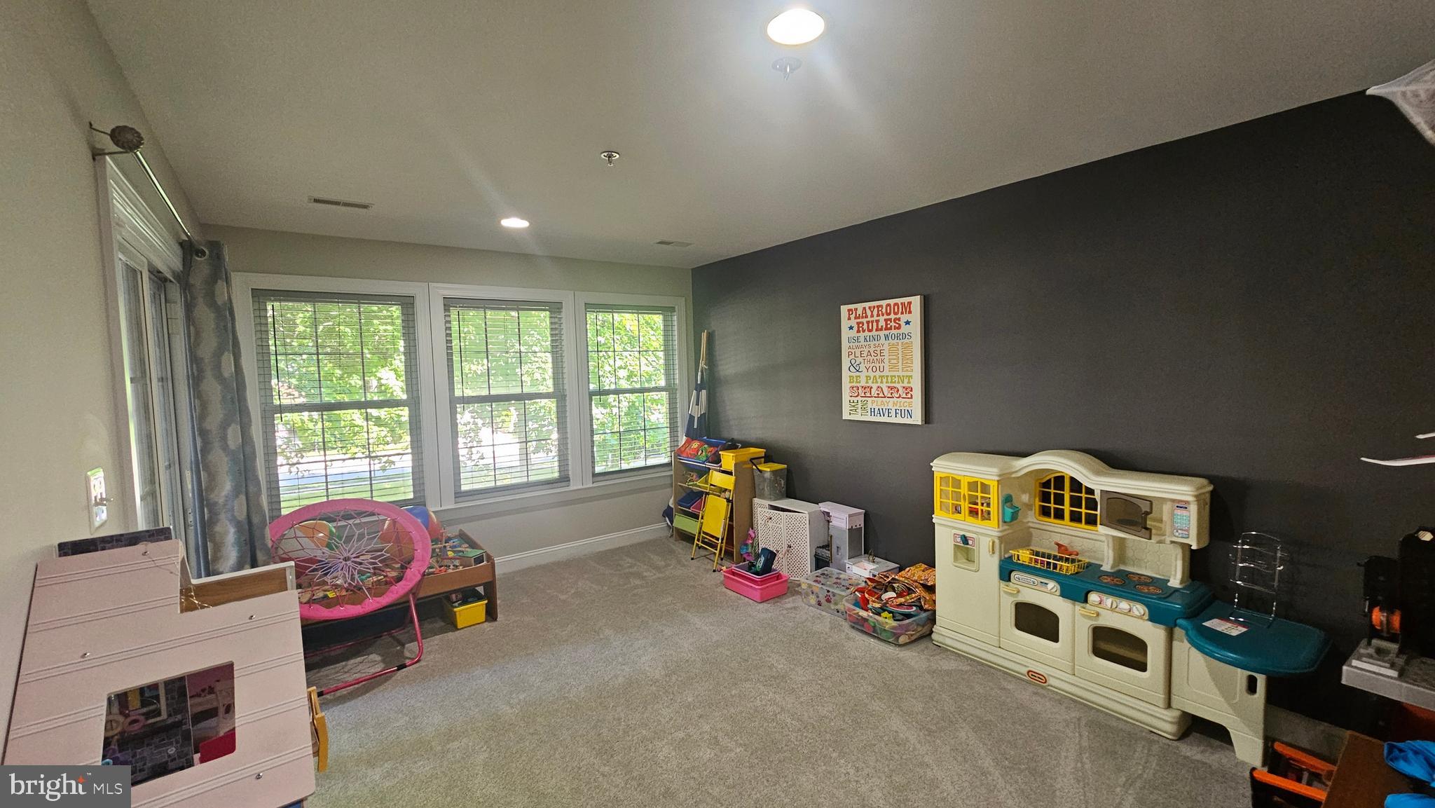 CHERRYTREE PARK - Residential