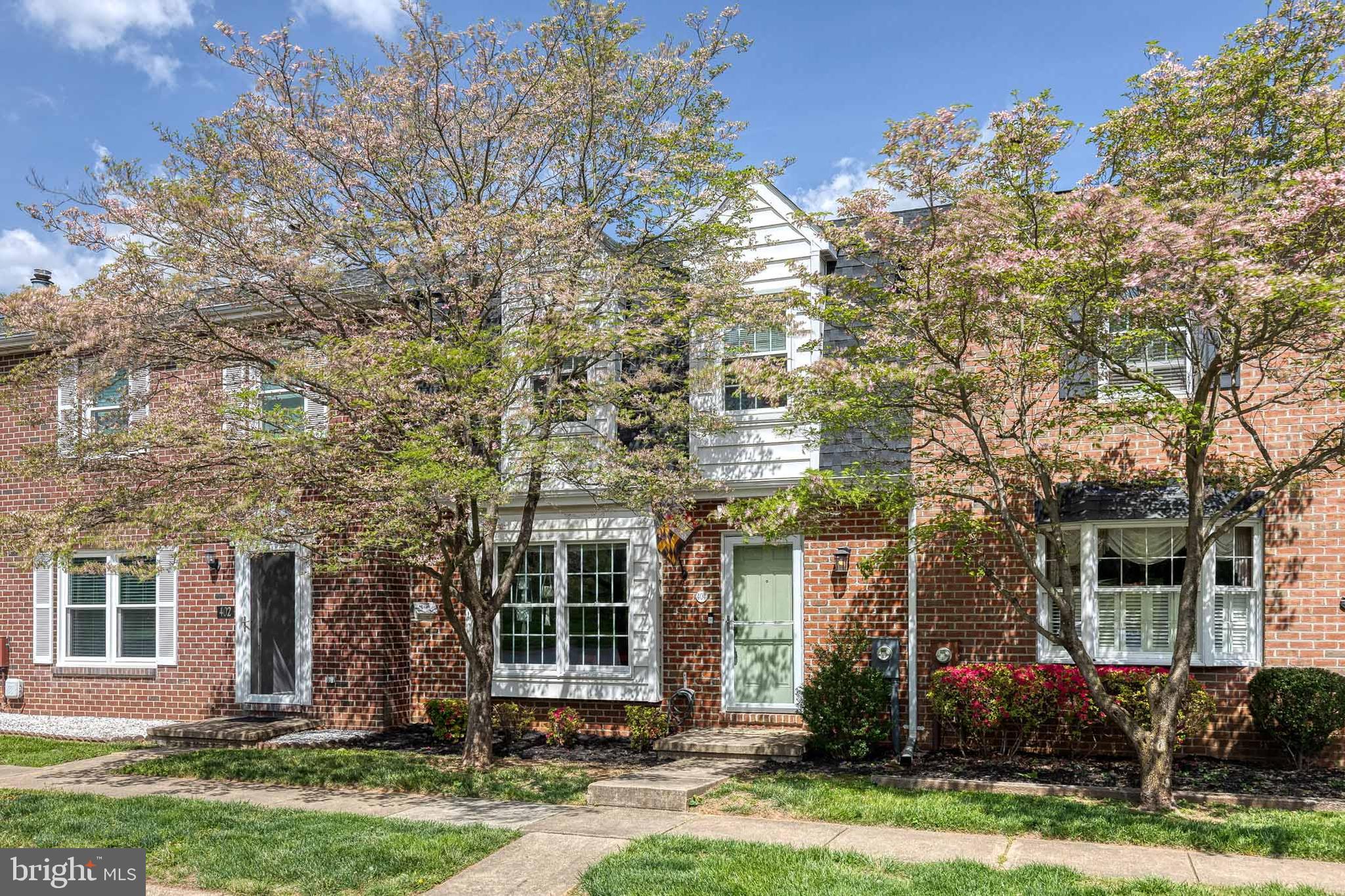 OLD FIELDS - Residential