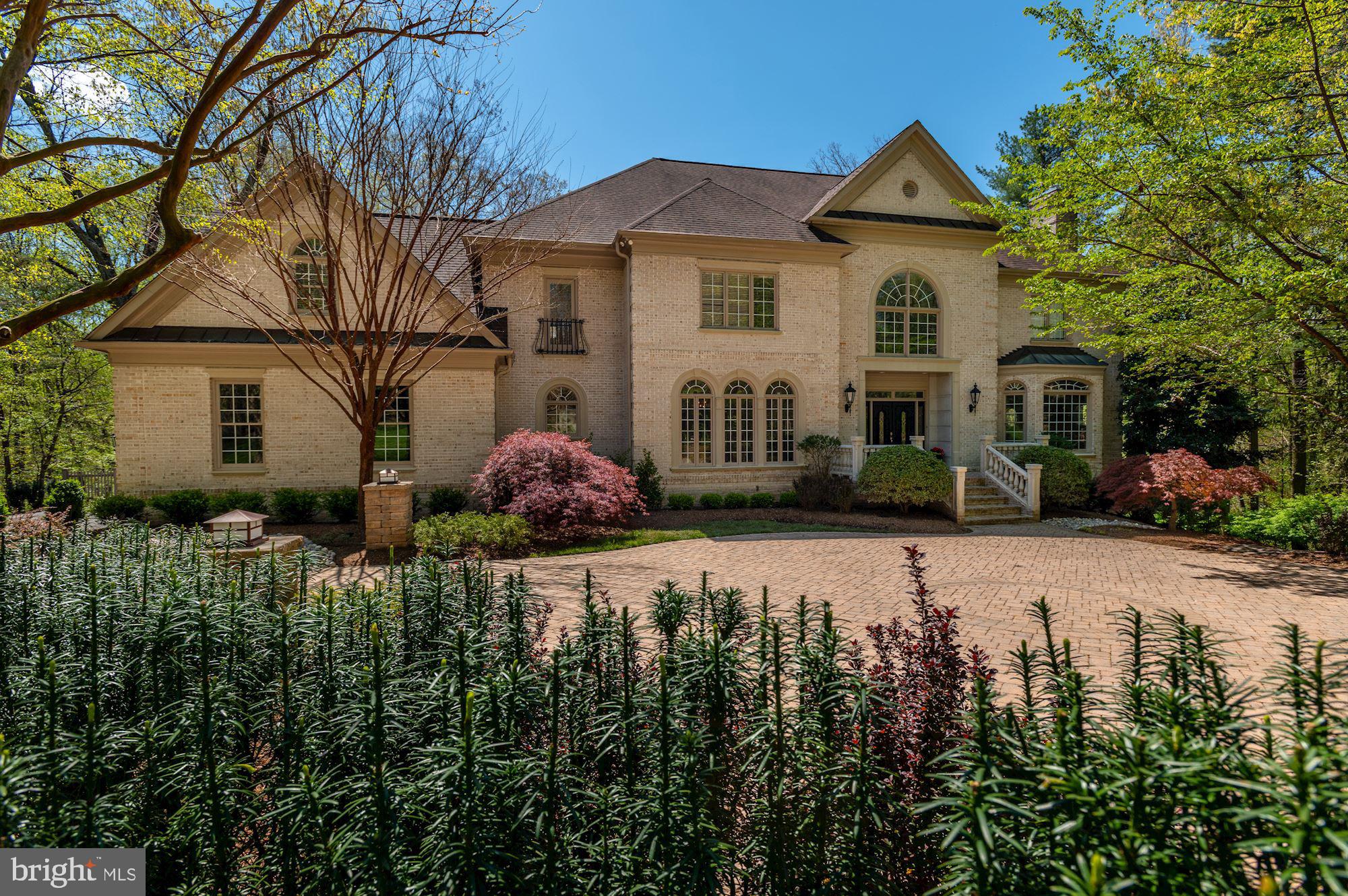 OAKTON - Residential