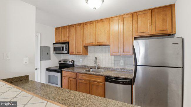 WESTWOOD PARK - Residential