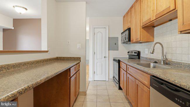 WESTWOOD PARK - Residential