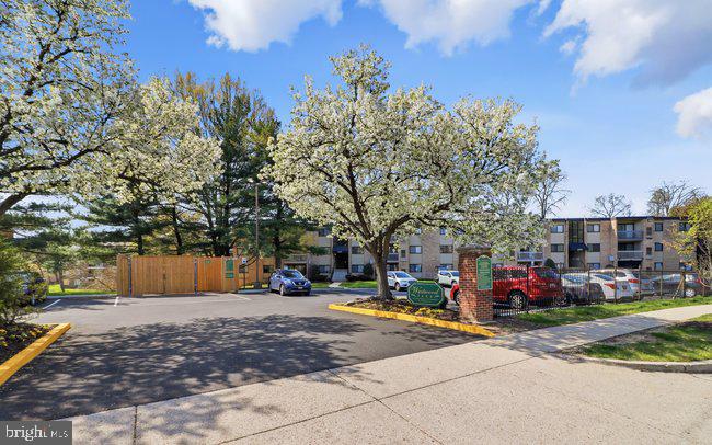 WESTWOOD PARK - Residential