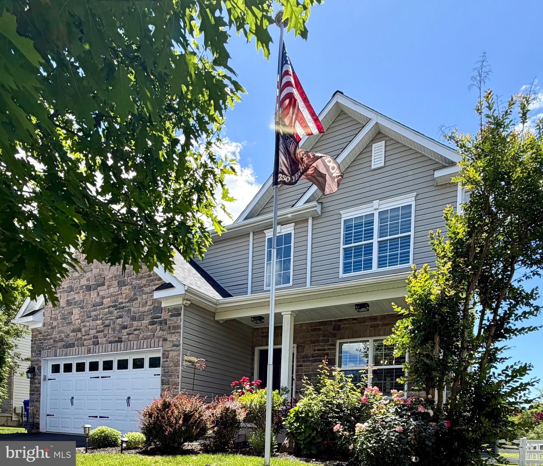 CROSSLAND AT CANAL - Residential