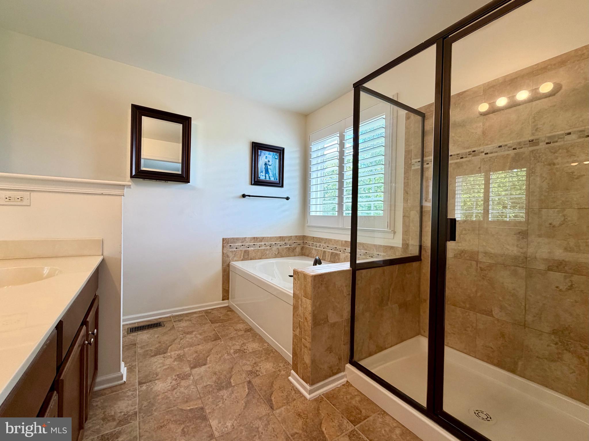 CROSSLAND AT CANAL - Residential