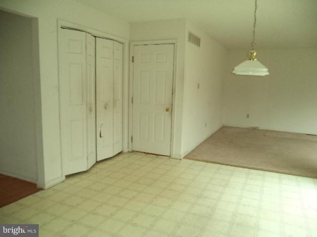 MAXA WOODS - Residential