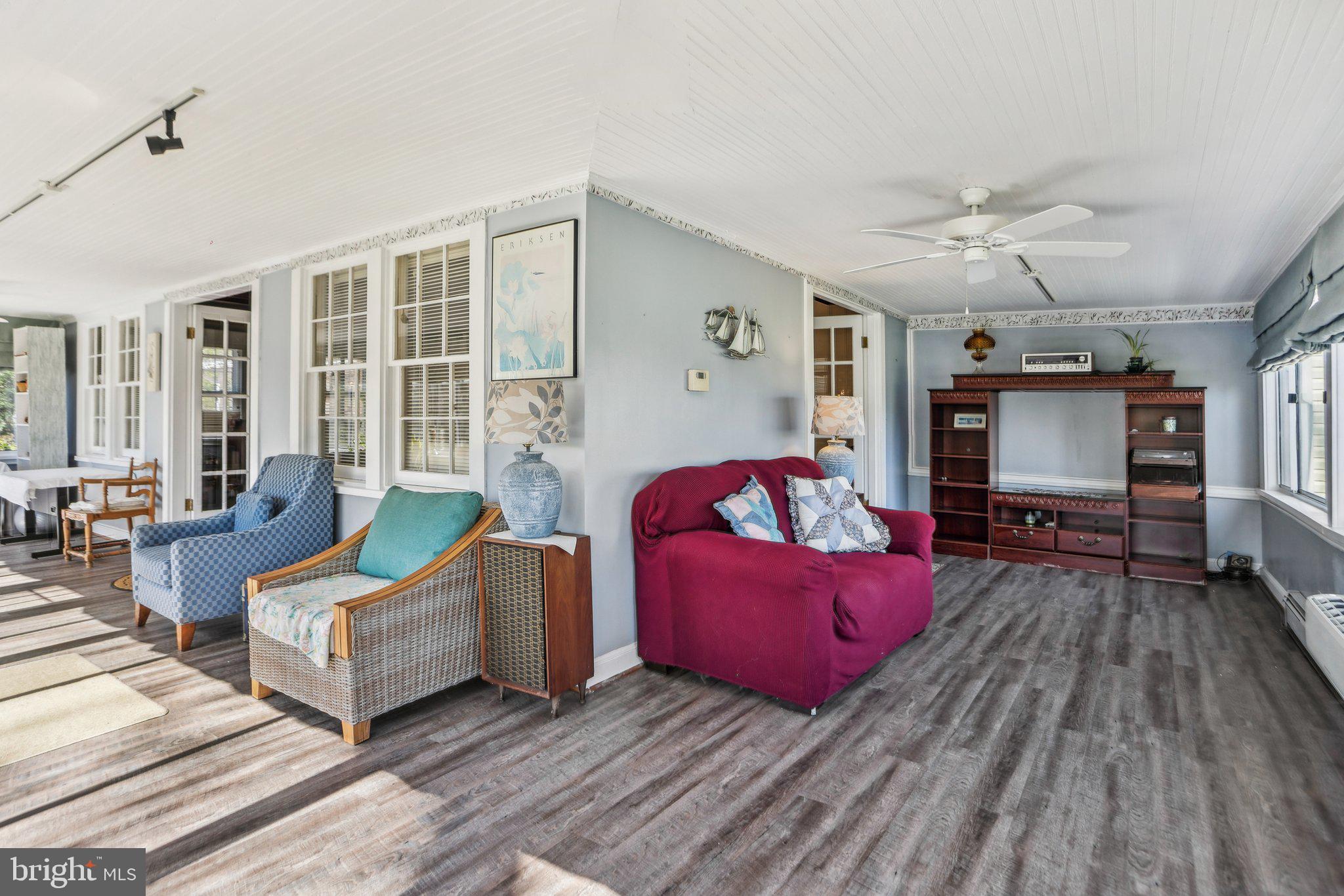KINGSTON CREEK - Residential
