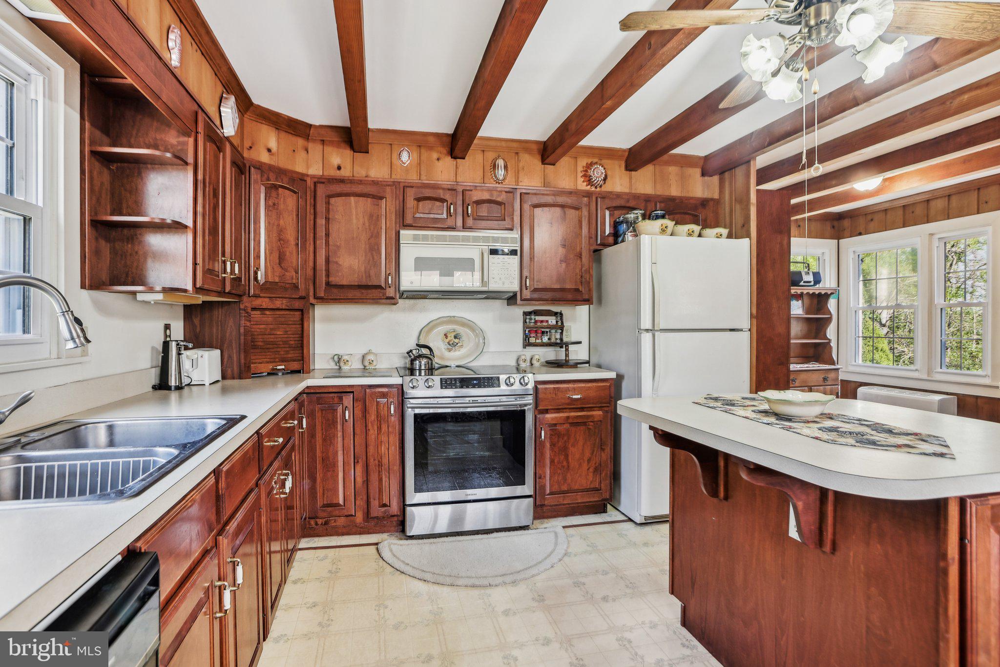 KINGSTON CREEK - Residential