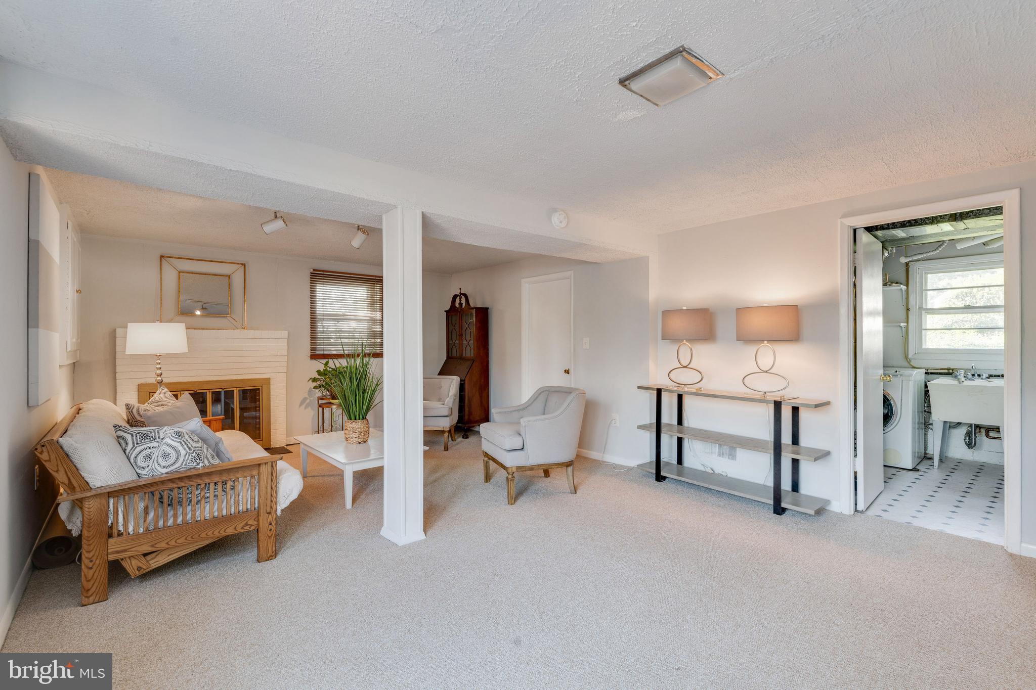 LUTHERVILLE - Residential