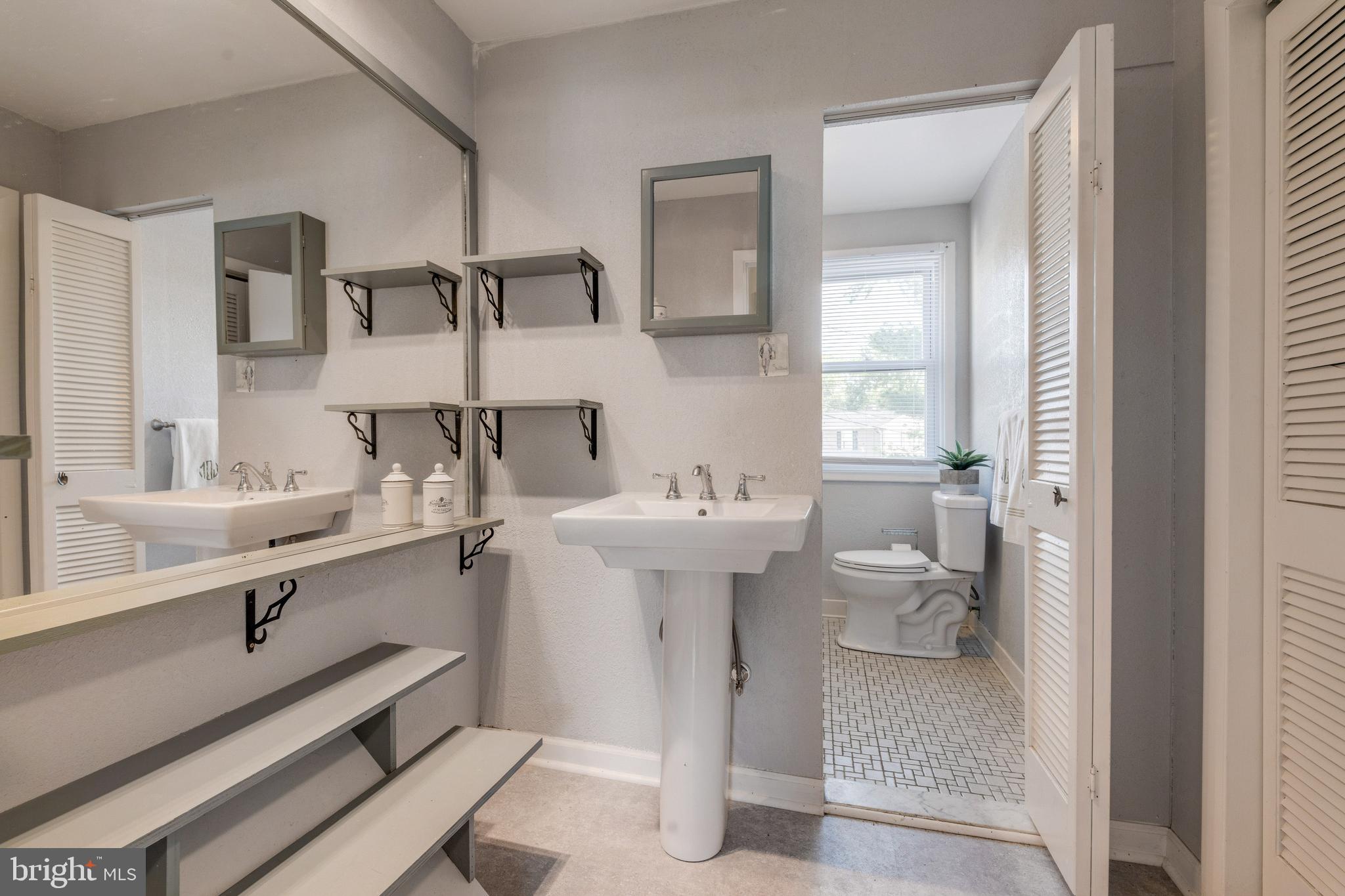 LUTHERVILLE - Residential