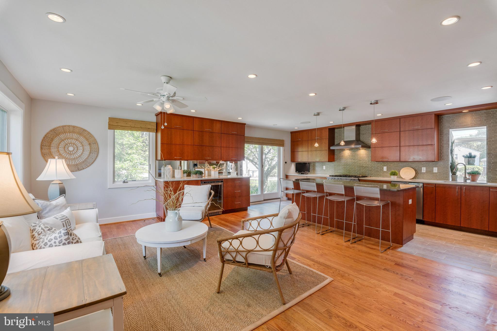 LUTHERVILLE - Residential