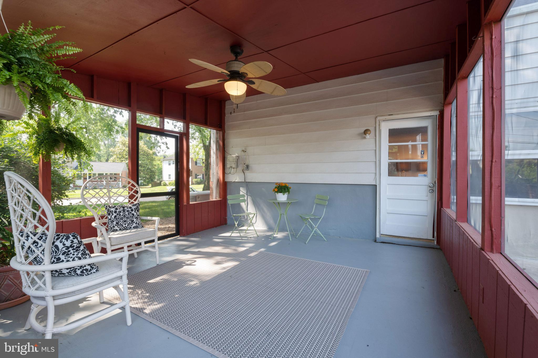 LUTHERVILLE - Residential