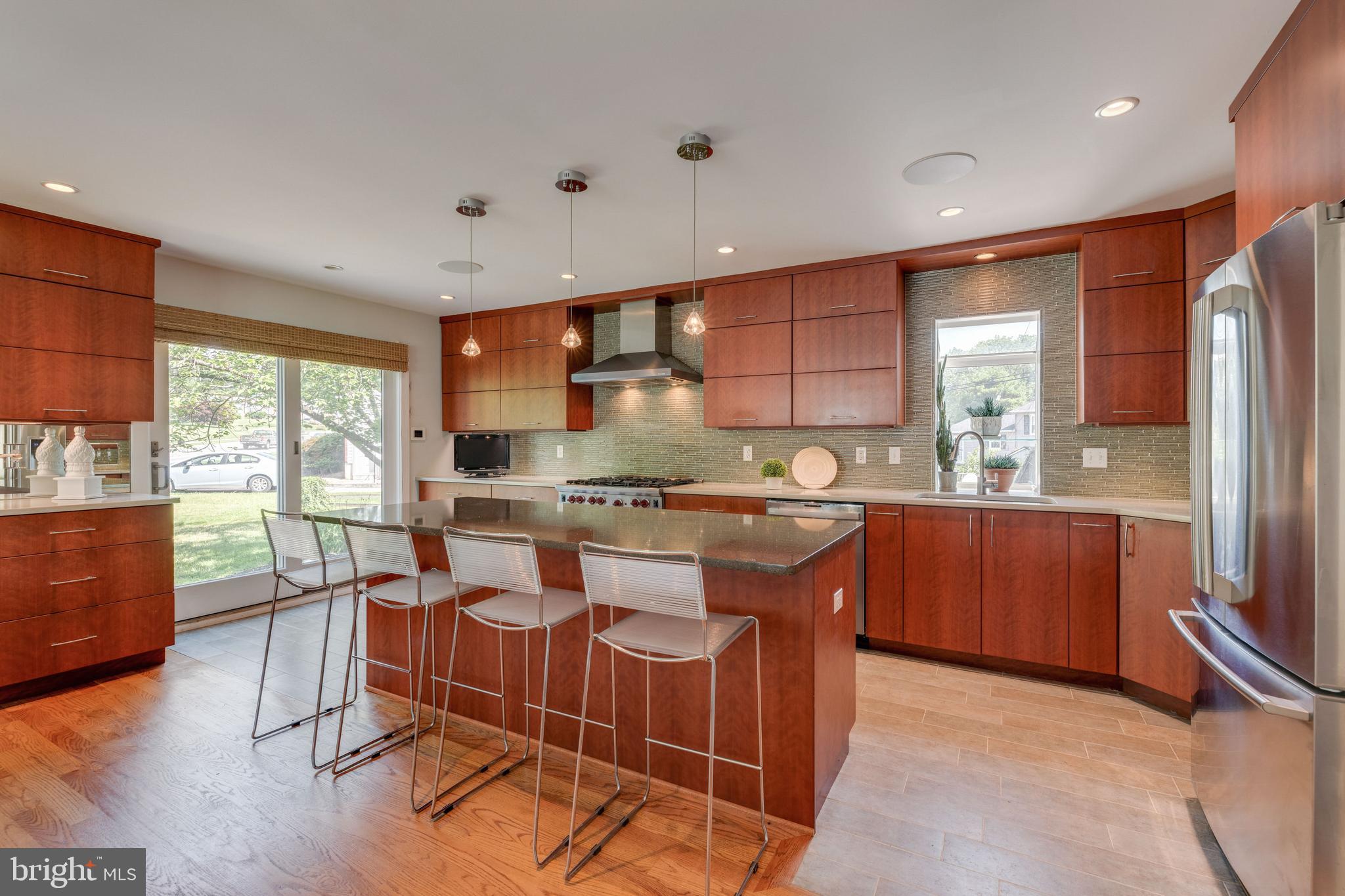 LUTHERVILLE - Residential