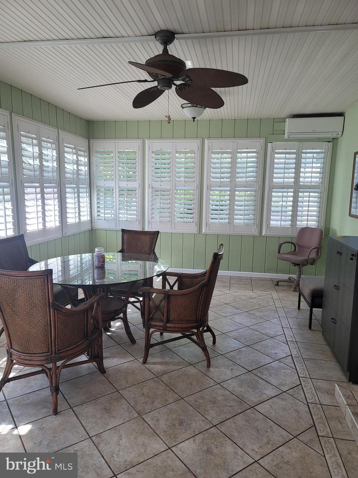 CABIN RUN ESTS - Residential