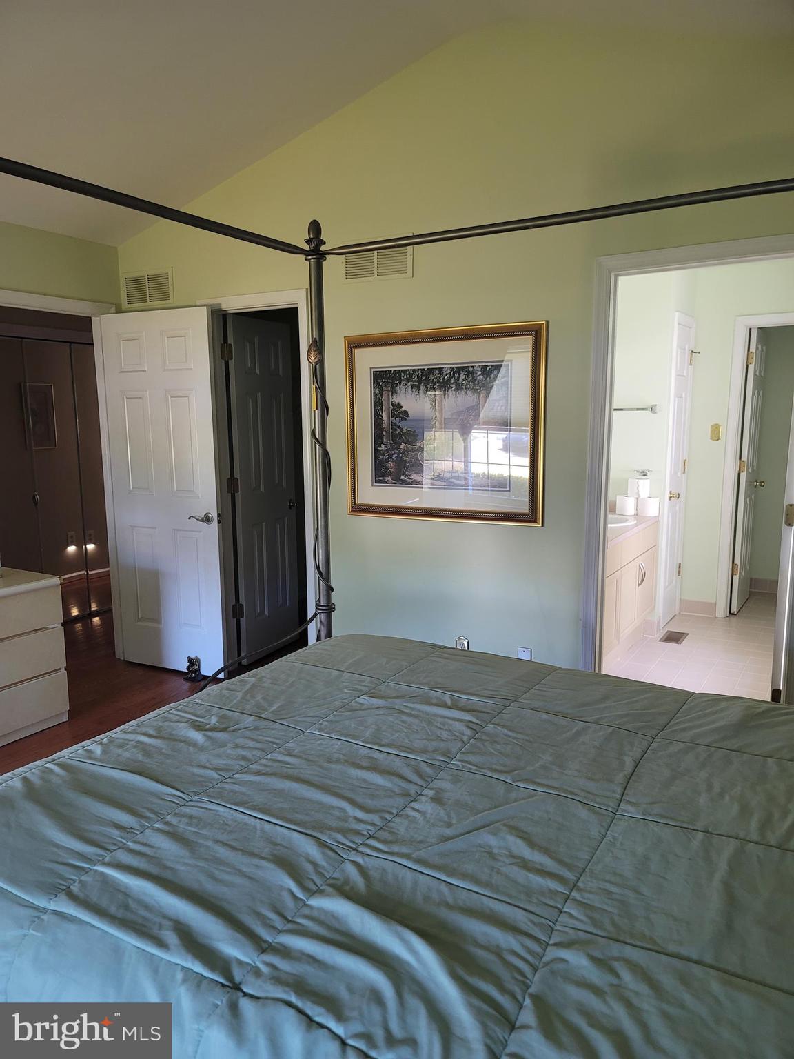 CABIN RUN ESTS - Residential