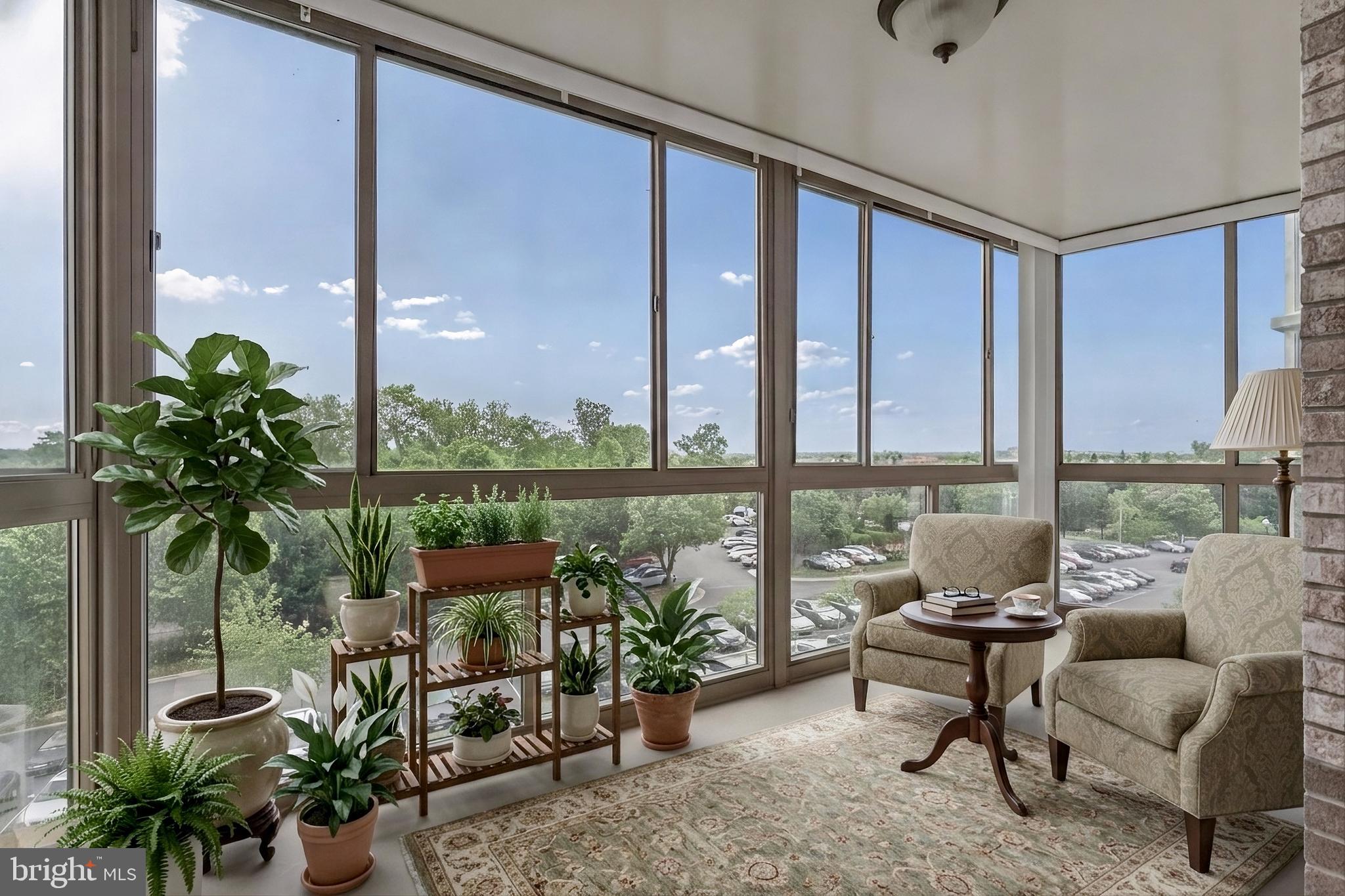 LANSDOWNE WOODS - Residential