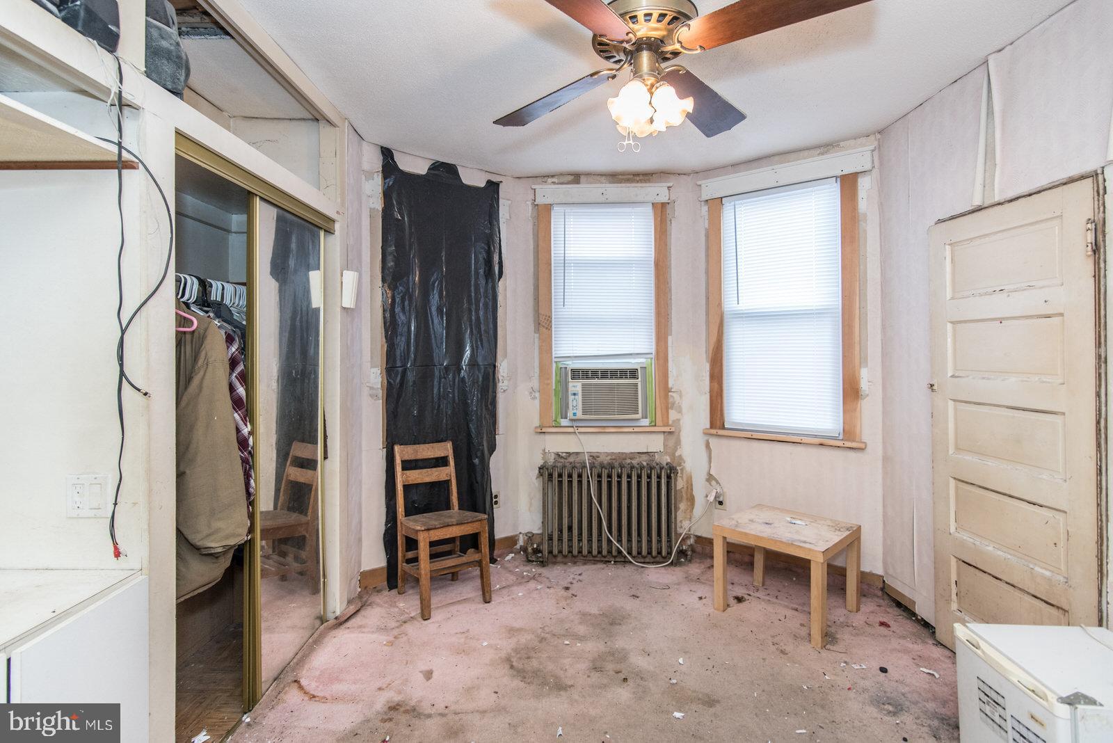 PORT RICHMOND - Residential