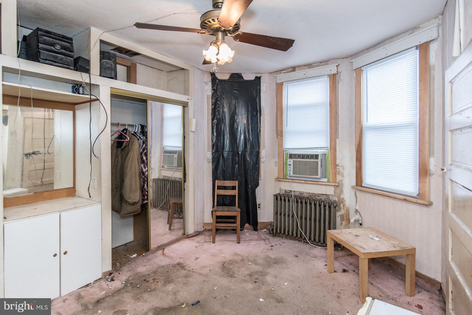 PORT RICHMOND - Residential