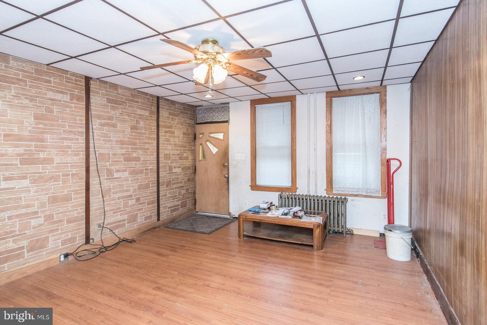 PORT RICHMOND - Residential