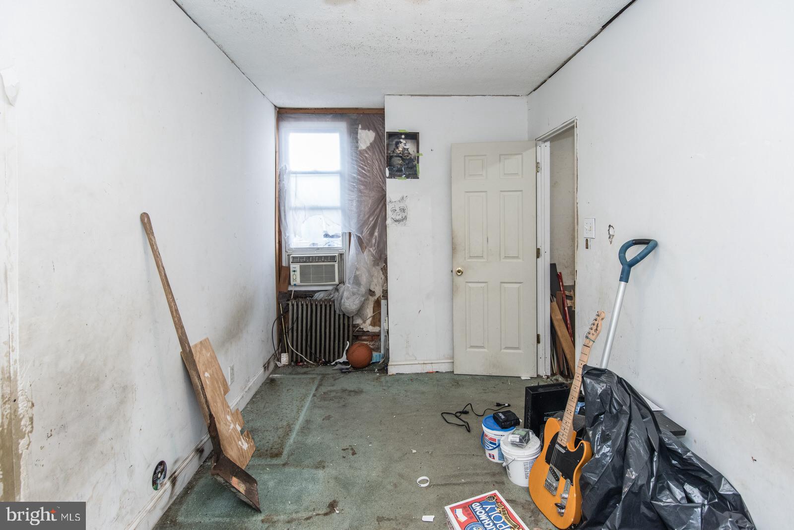 PORT RICHMOND - Residential