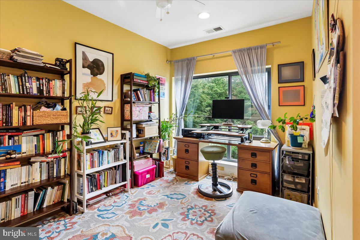 SILVER SPRING - Residential