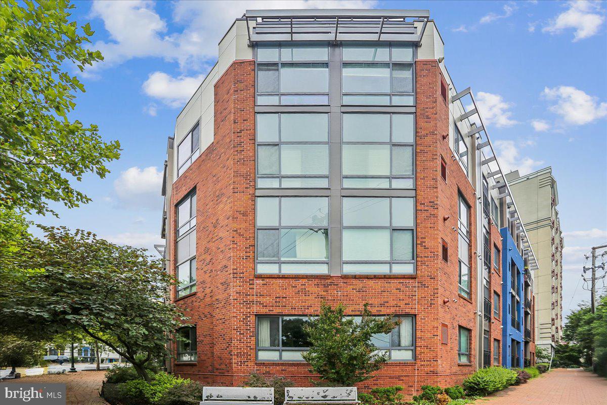 SILVER SPRING - Residential